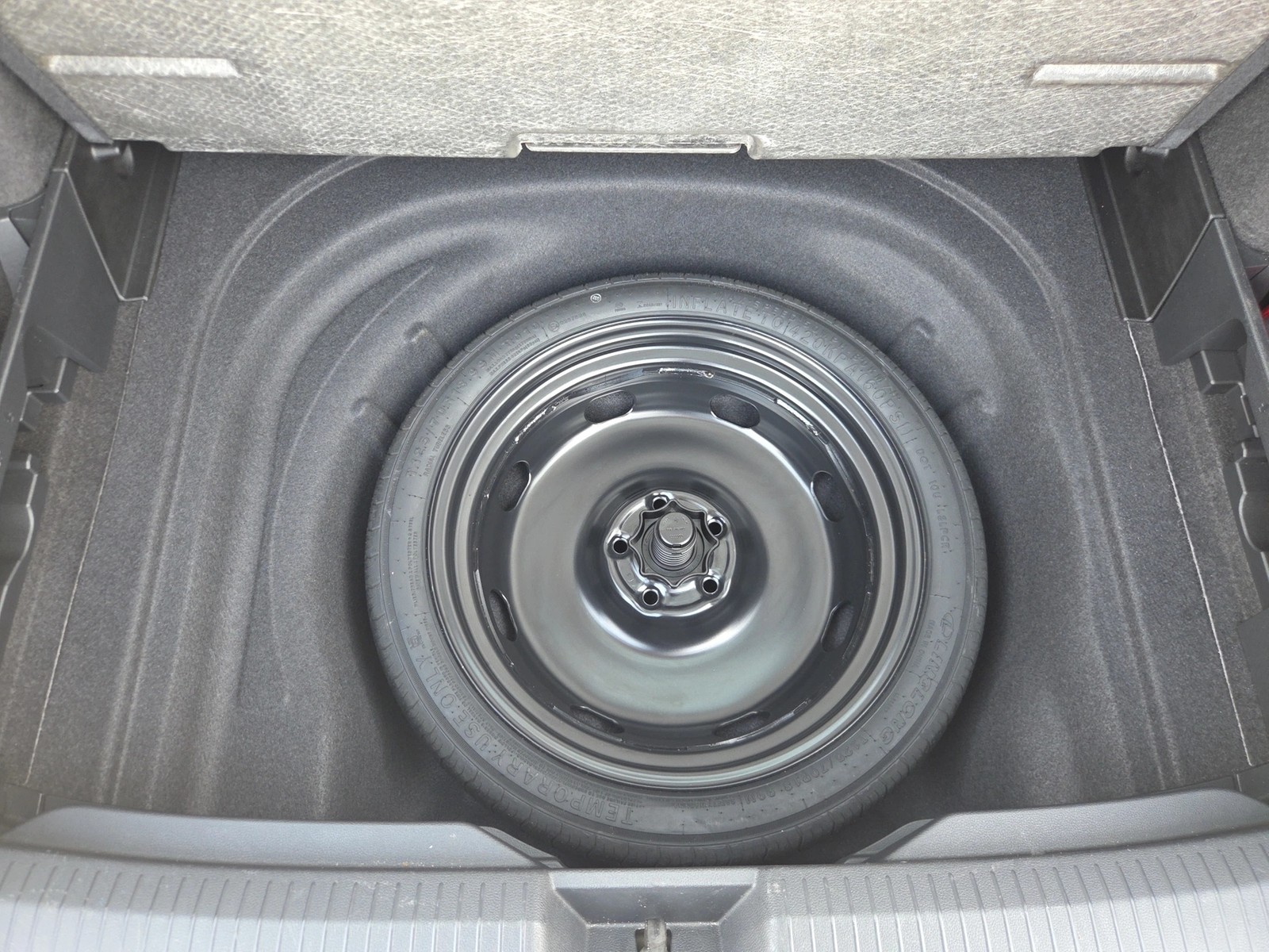 Fahrzeugabbildung Volkswagen Golf VIII Variant TDI Style LED+ DSG Navi ACC PDC