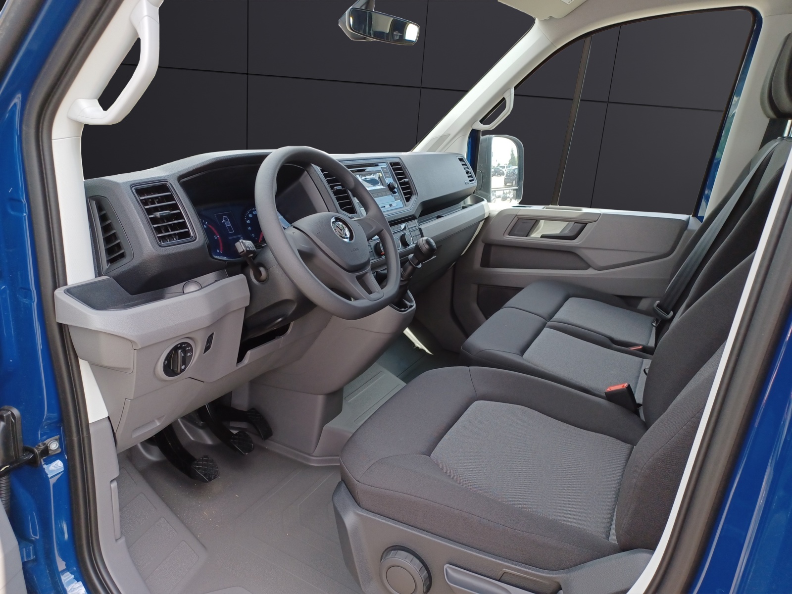 Fahrzeugabbildung Volkswagen Crafter Pritsche 35 DOKA AHK KLIMA LICHT SICHT RADIO