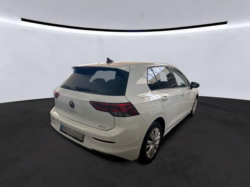 Fahrzeugabbildung Volkswagen Golf VIII eTSI United DSG LED Navi AID ACC RFK SH