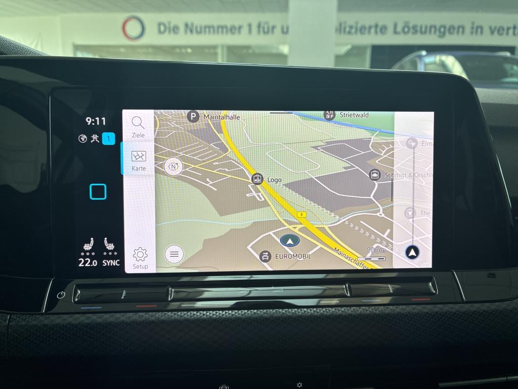 Fahrzeugabbildung Volkswagen Golf VIII eTSI United DSG LED Navi AID ACC RFK SH