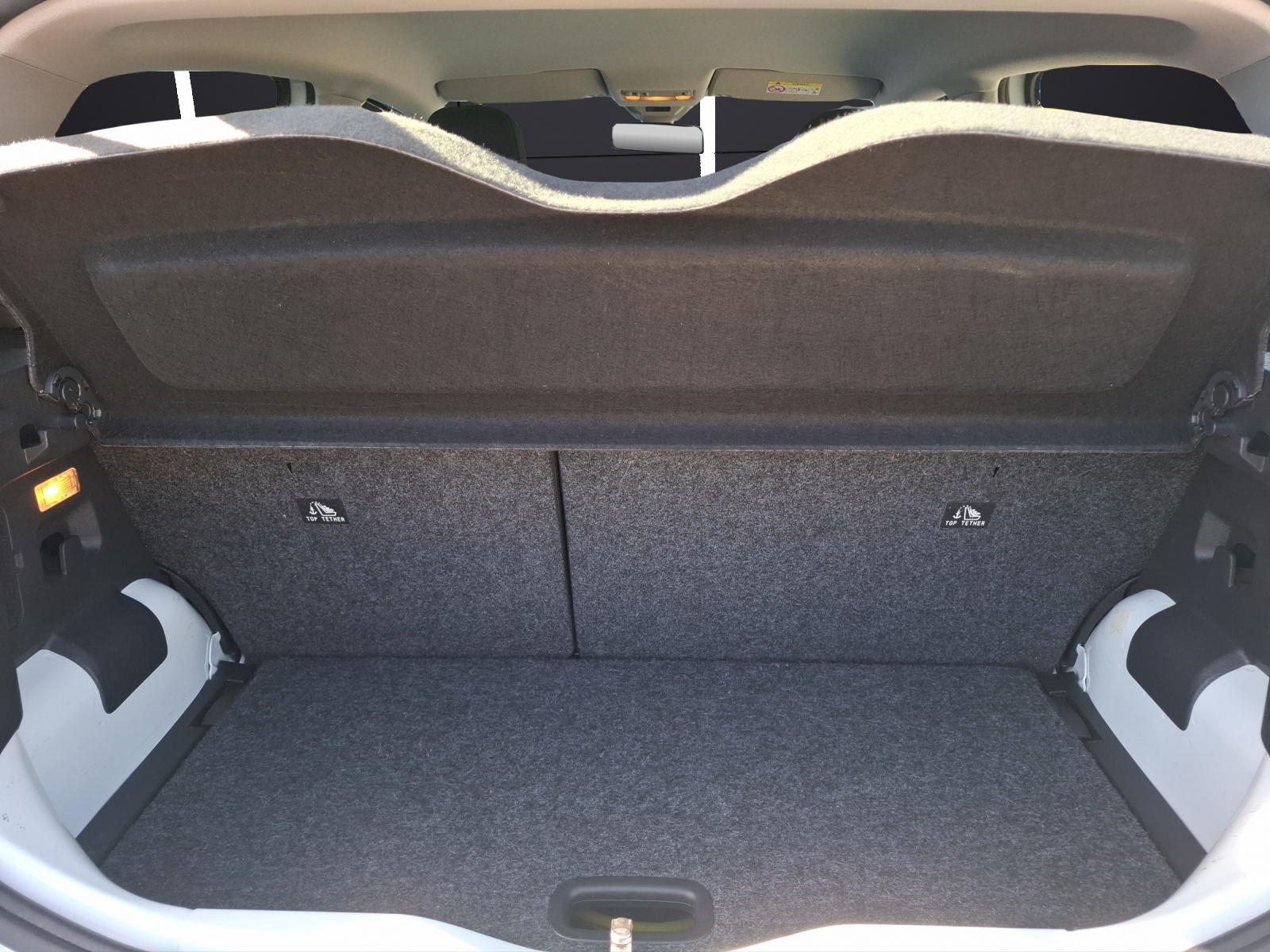 Fahrzeugabbildung Volkswagen up! e-up! Climatronic DAB SHZ beheiz FS