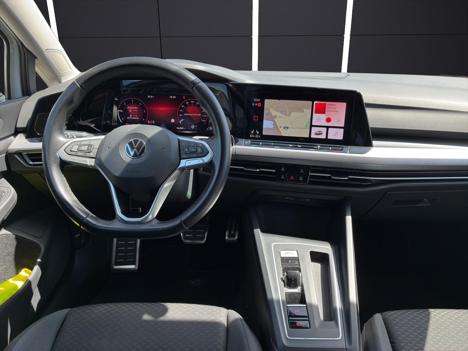 Fahrzeugabbildung Volkswagen Golf VIII TDI Active DSG LED Navi ACC AID SHZ