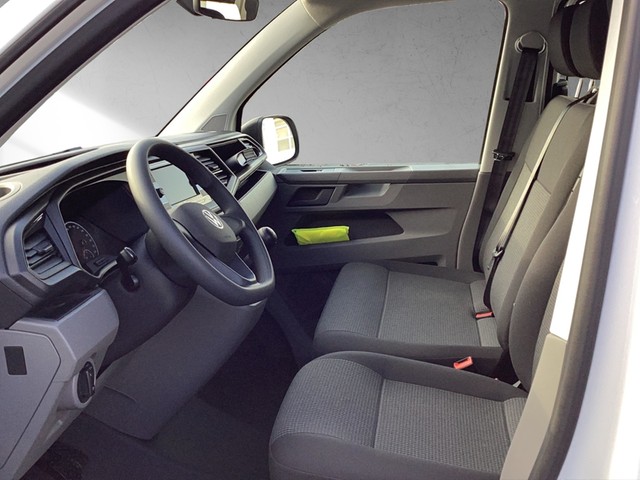 Fahrzeugabbildung Volkswagen T6 Kombi T6.1 TDI 9-Sitzer KLIMA PDC DAB