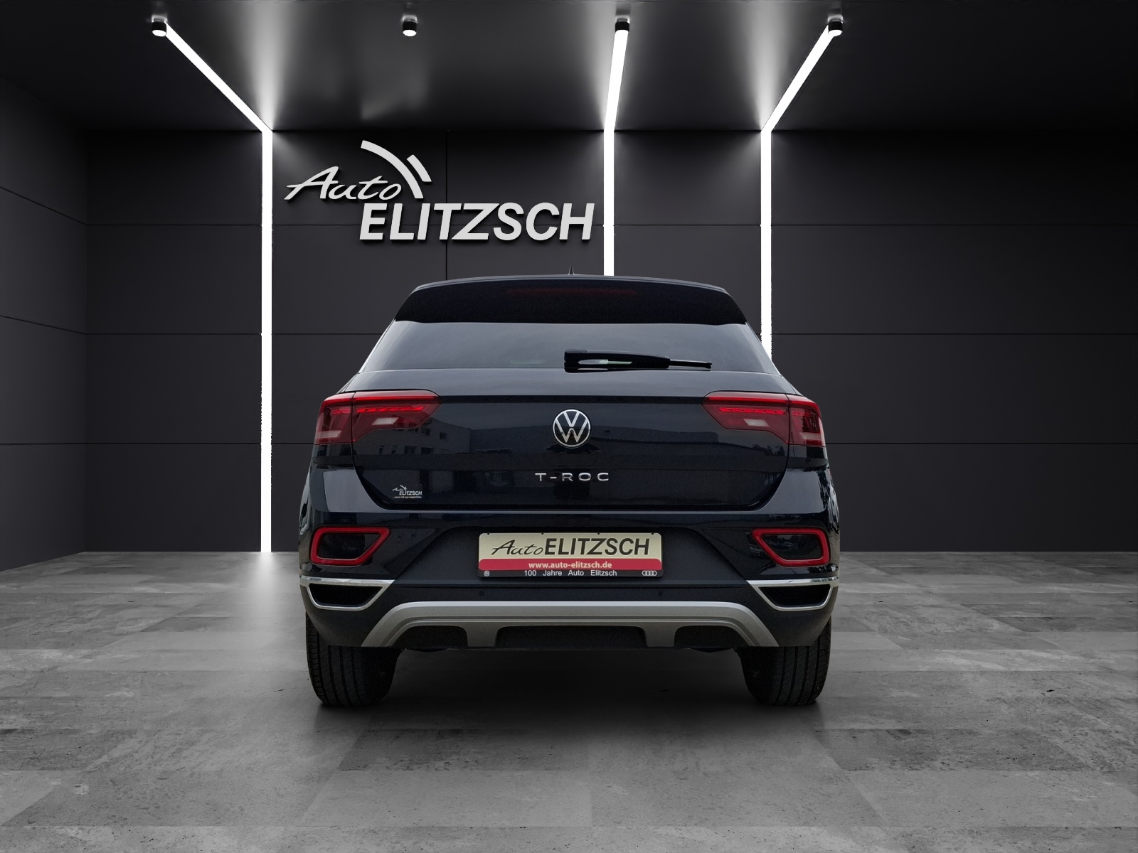 Fahrzeugabbildung Volkswagen T-Roc TDI DSG Style LED AHK Navi AID ACC RFK SH