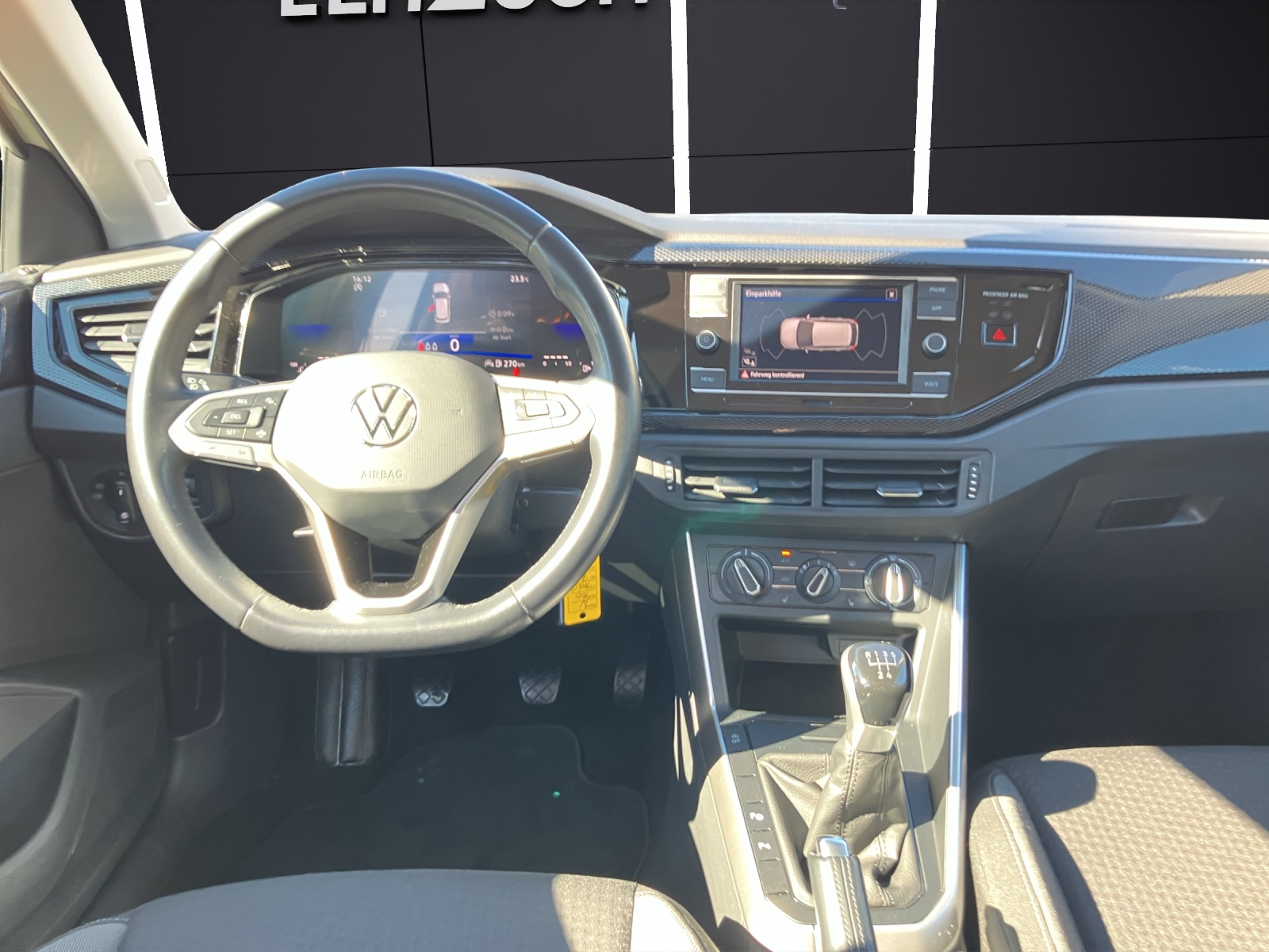 Fahrzeugabbildung Volkswagen Polo 1.0 Life