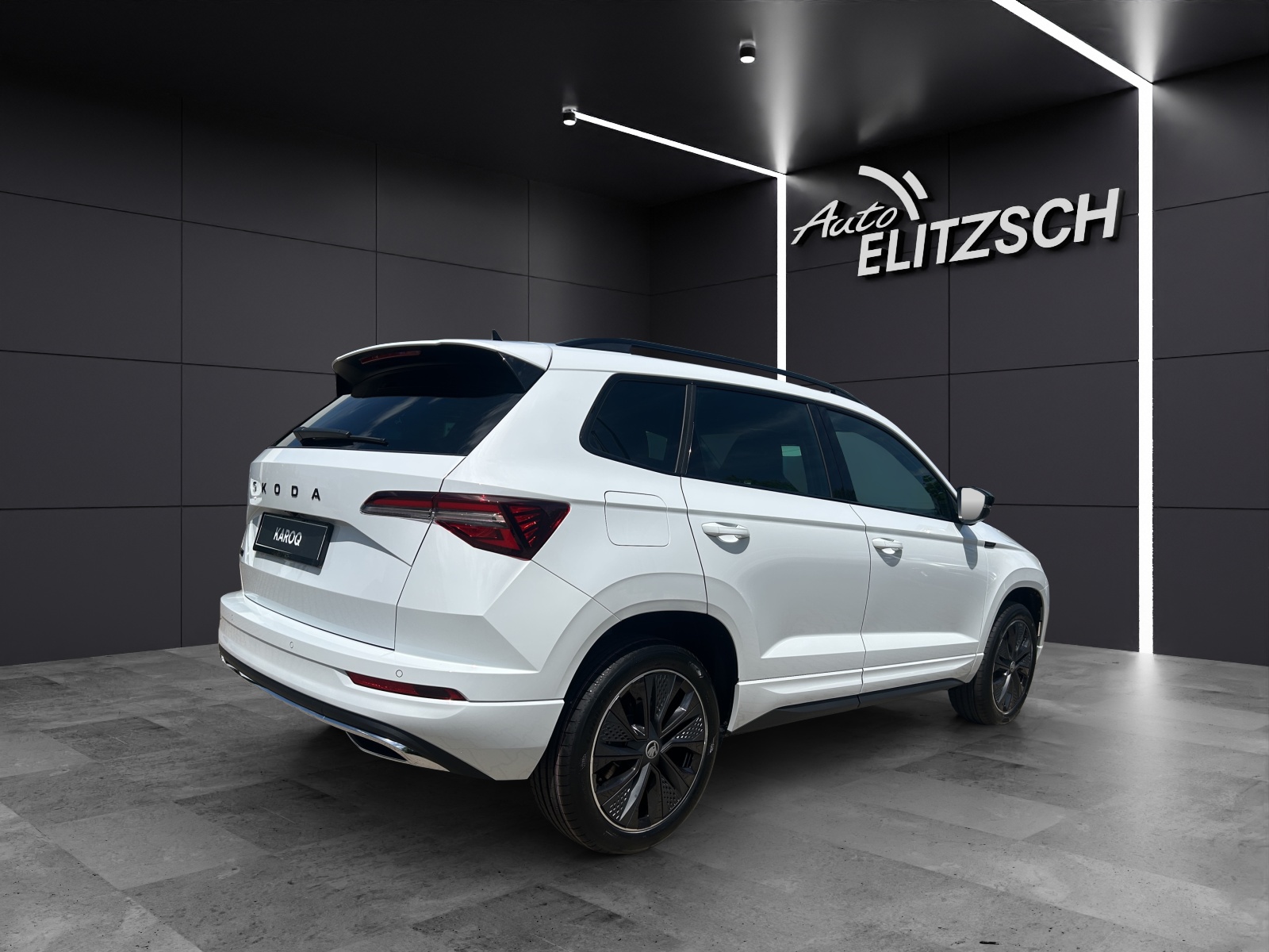 Fahrzeugabbildung SKODA Karoq 2.0 TDI Sportline MATRIX AHK