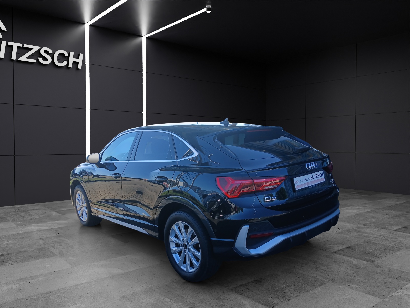 Fahrzeugabbildung Audi Q3 Sportback 45 TFSI quattro S-line S-tronic LED Navi AVC ACC SH