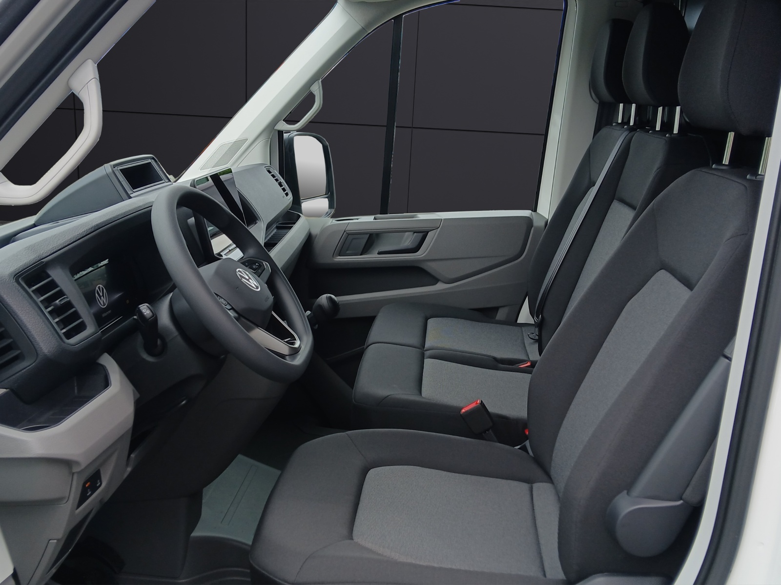 Fahrzeugabbildung Volkswagen Crafter Kasten TDI MR AHK LED KLIMA SITZH. RFK VORB. DIGITAL TACHOGRAF