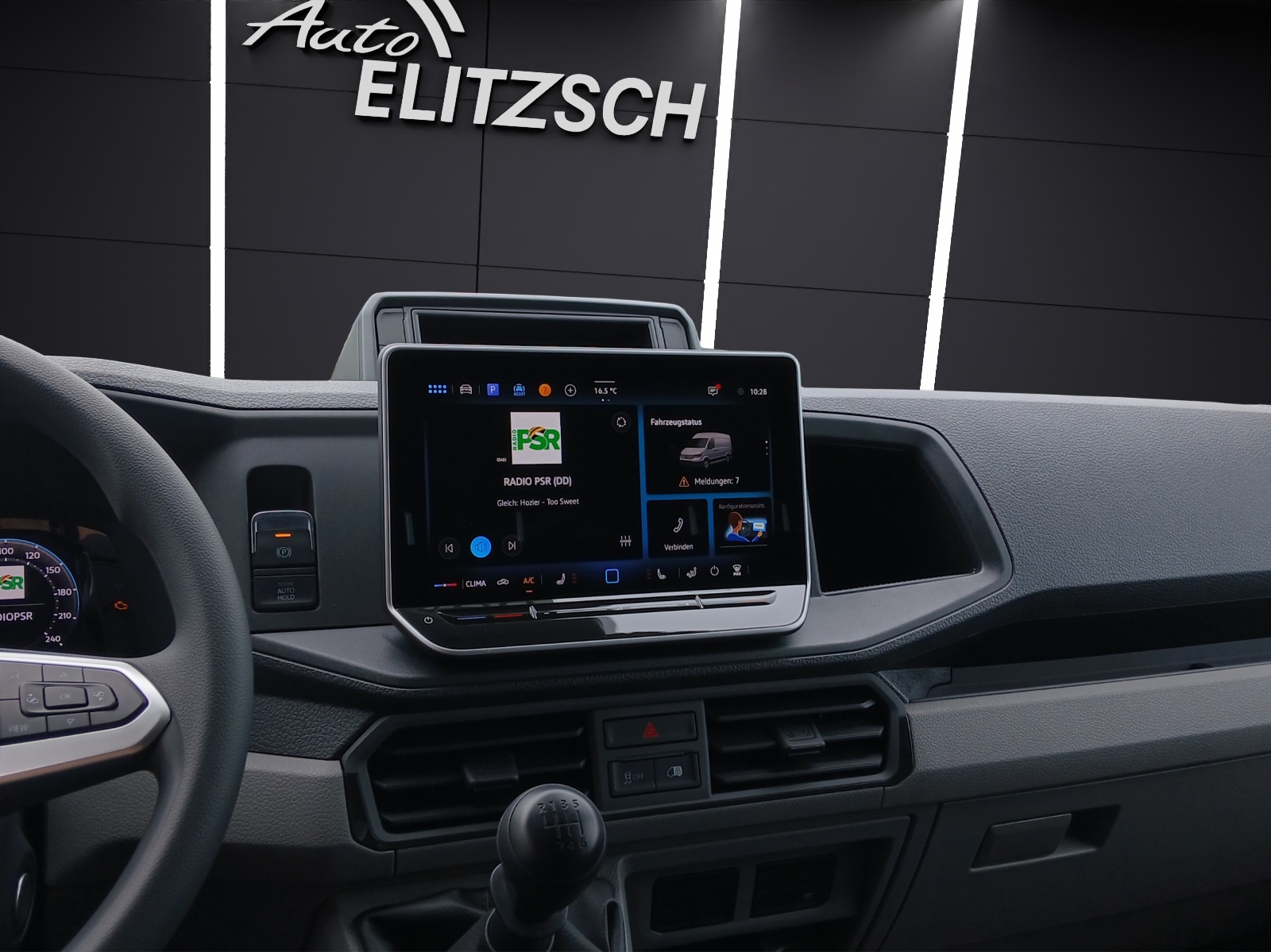 Fahrzeugabbildung Volkswagen Crafter Kasten TDI MR AHK LED KLIMA SITZH. RFK VORB. DIGITAL TACHOGRAF