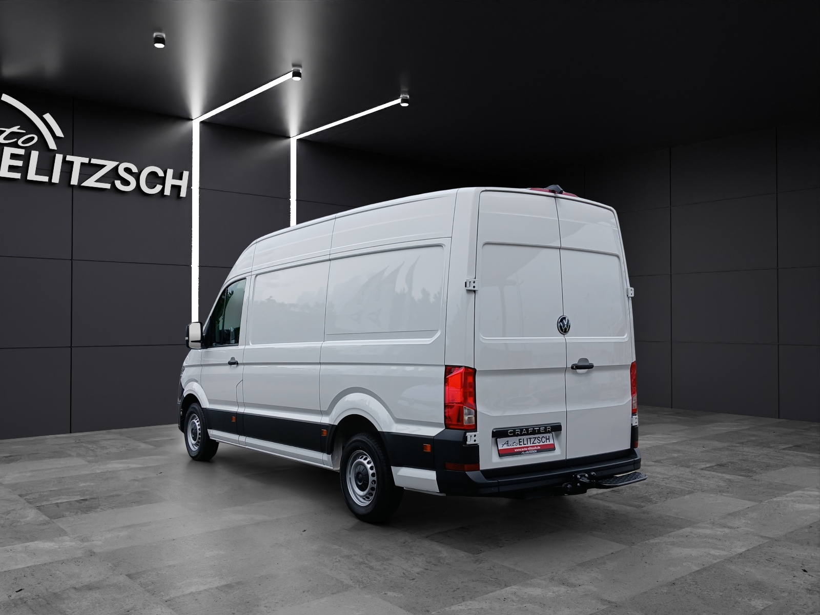 Fahrzeugabbildung Volkswagen Crafter Kasten TDI MR AHK LED KLIMA SITZH. RFK VORB. DIGITAL TACHOGRAF
