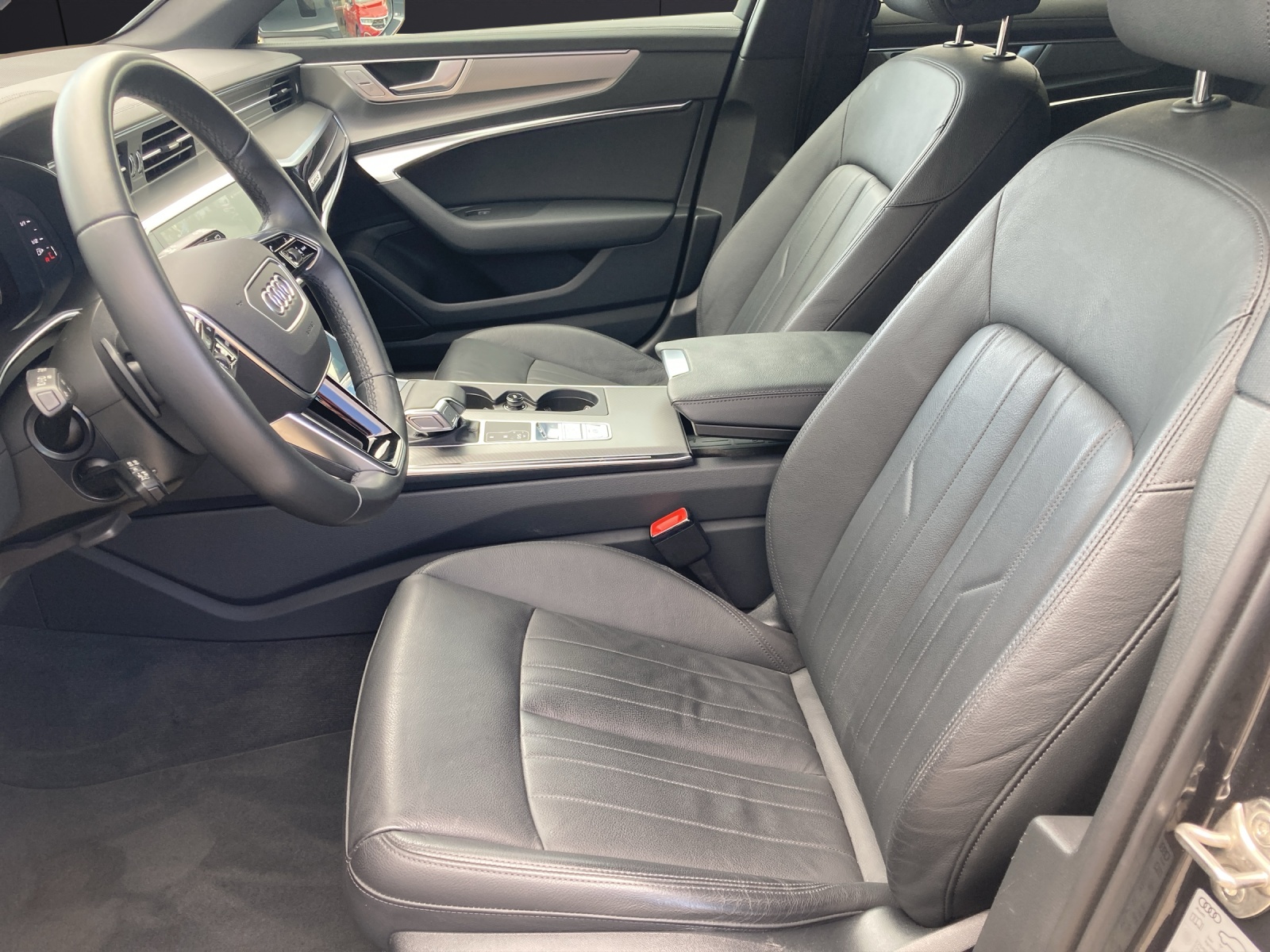 Fahrzeugabbildung Audi A6 Avant 40 TDI design quattro S-tronic LED Navi Pano HUD AVC ACC RFK 19