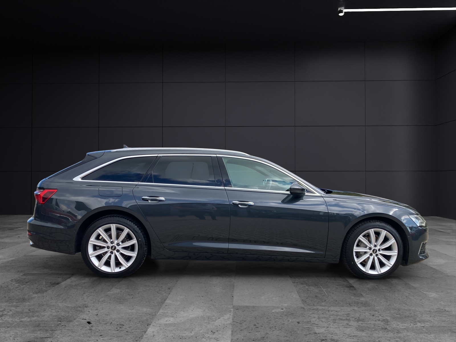 Fahrzeugabbildung Audi A6 Avant 40 TDI design quattro S-tronic LED Navi Pano HUD AVC ACC RFK 19