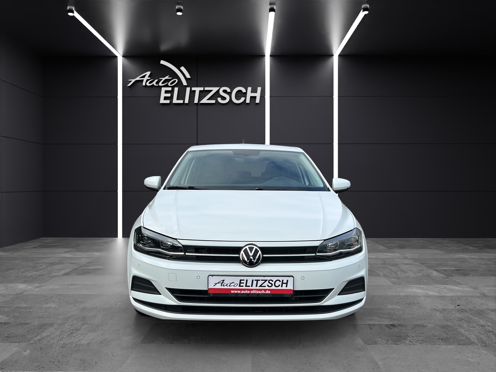 Fahrzeugabbildung Volkswagen Polo TSI Active LED Climatronic ACC PDC SH LM