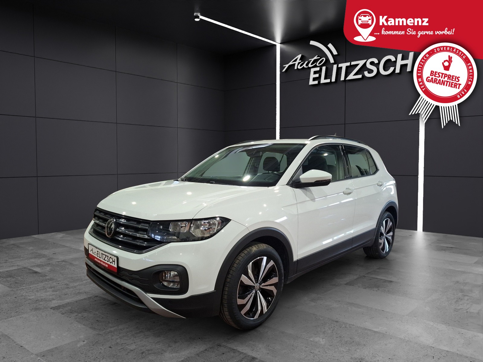 Volkswagen T-Cross TSI Life AHK Navi ACC PDC SH 17