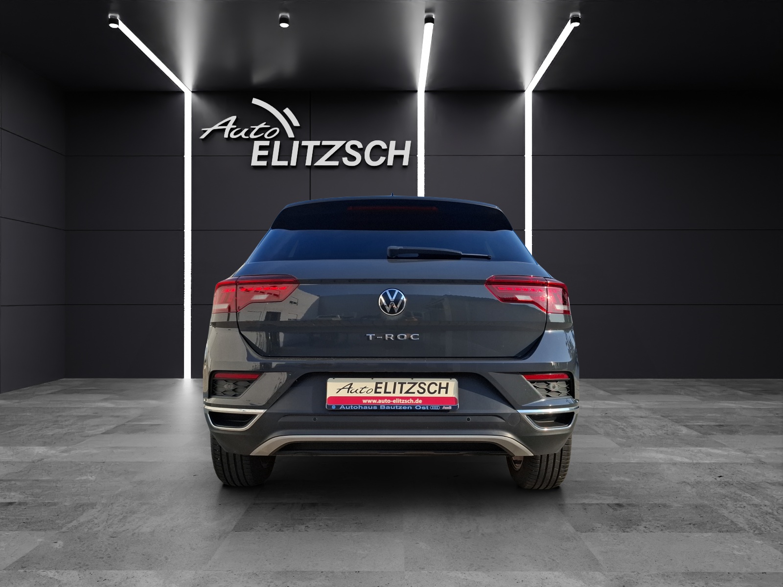 Fahrzeugabbildung Volkswagen T-Roc TSI Sport LED AHK ACC PDC SHZ