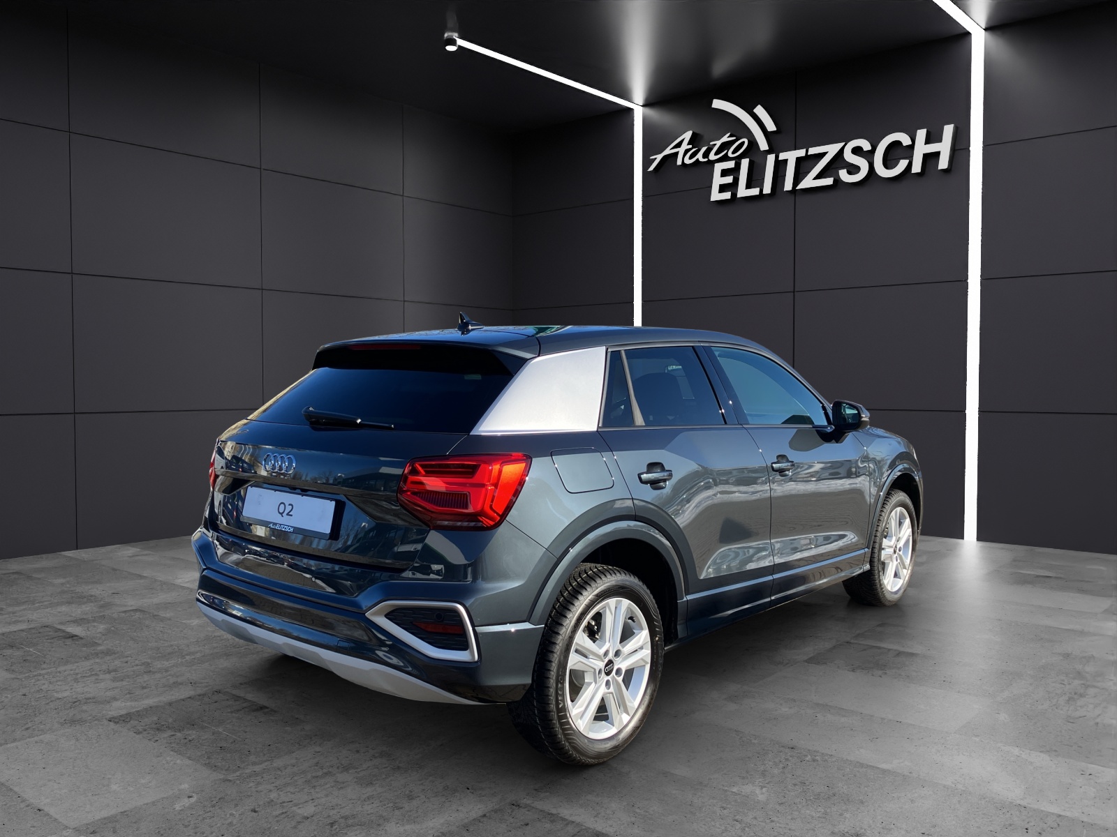 Fahrzeugabbildung Audi Q2 35 TFSI advanced S-tronic Matrix AHK AVC GRA RFK SH
