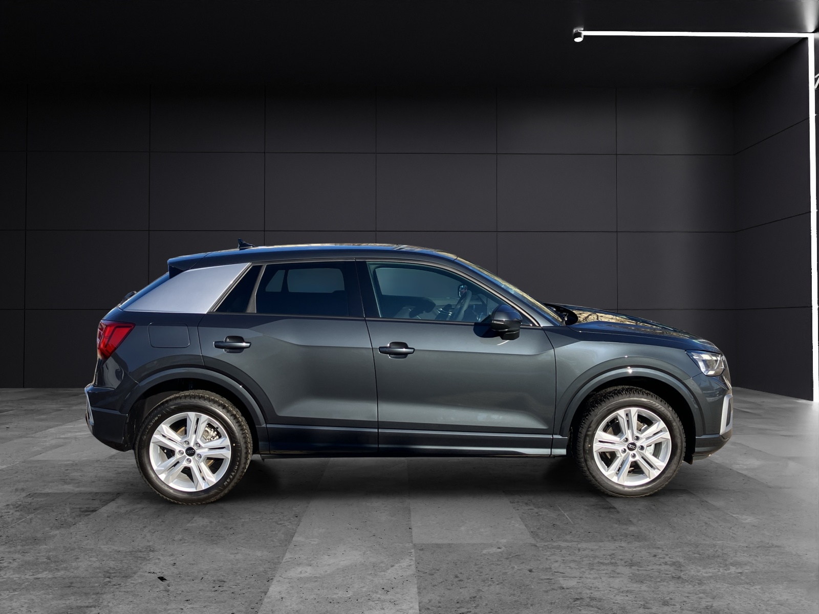 Fahrzeugabbildung Audi Q2 35 TFSI advanced S-tronic Matrix AHK AVC GRA RFK SH