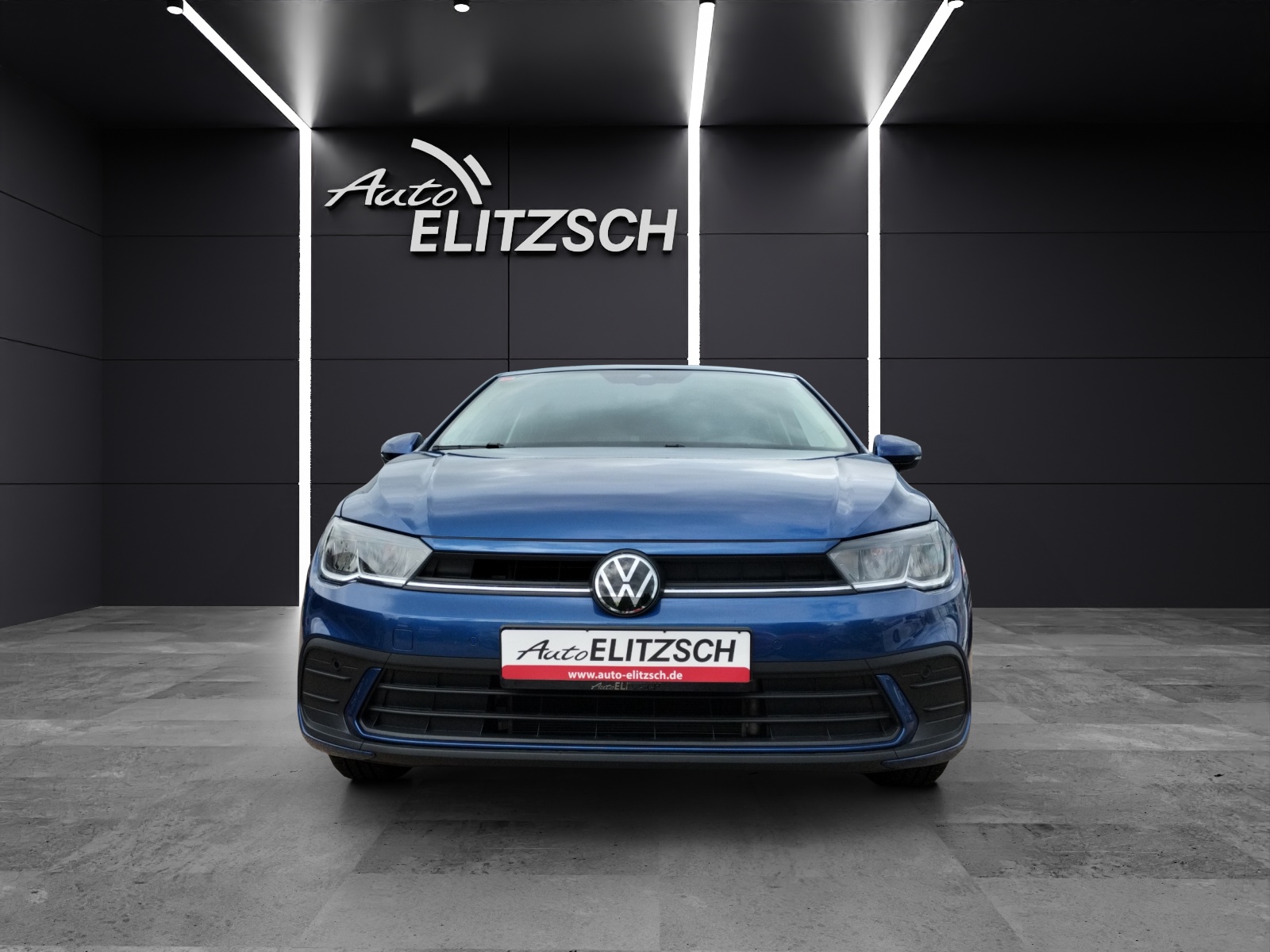 Fahrzeugabbildung Volkswagen Polo TSI Life LED Navi AID ACC PDC SH