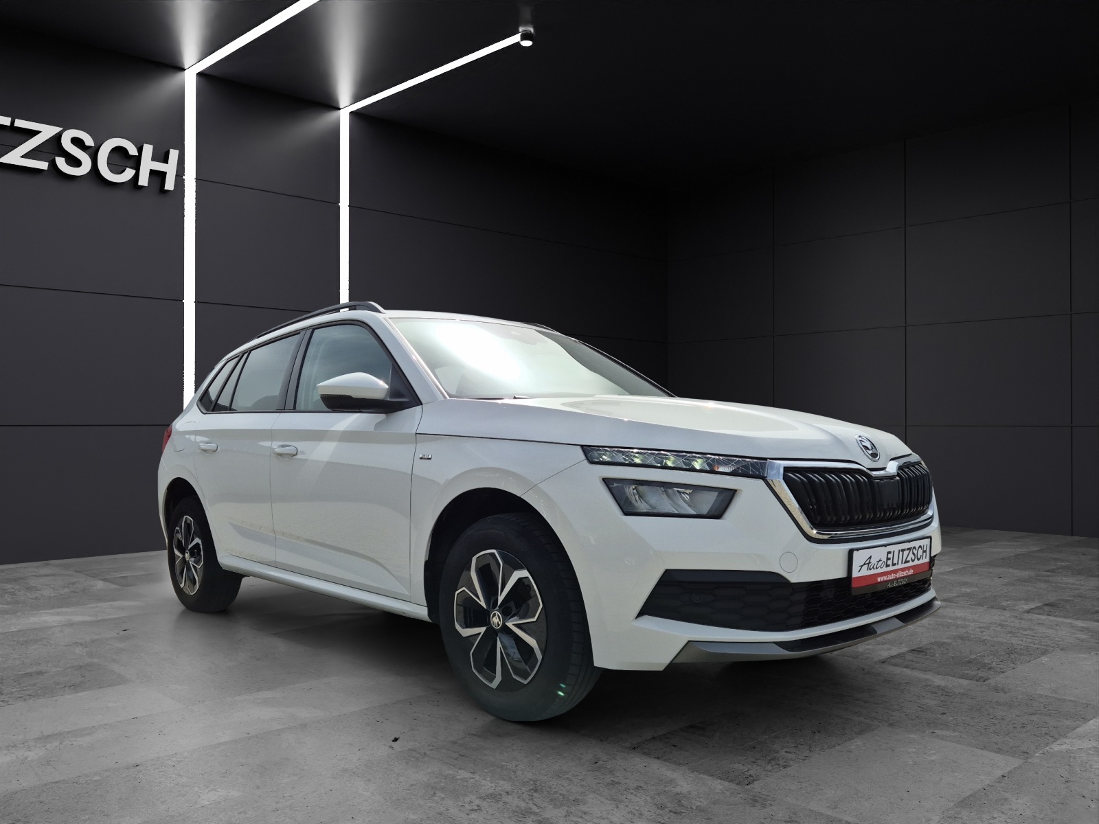 Fahrzeugabbildung SKODA Kamiq TSI Drive LED Navi AID GRA PDC SH LM