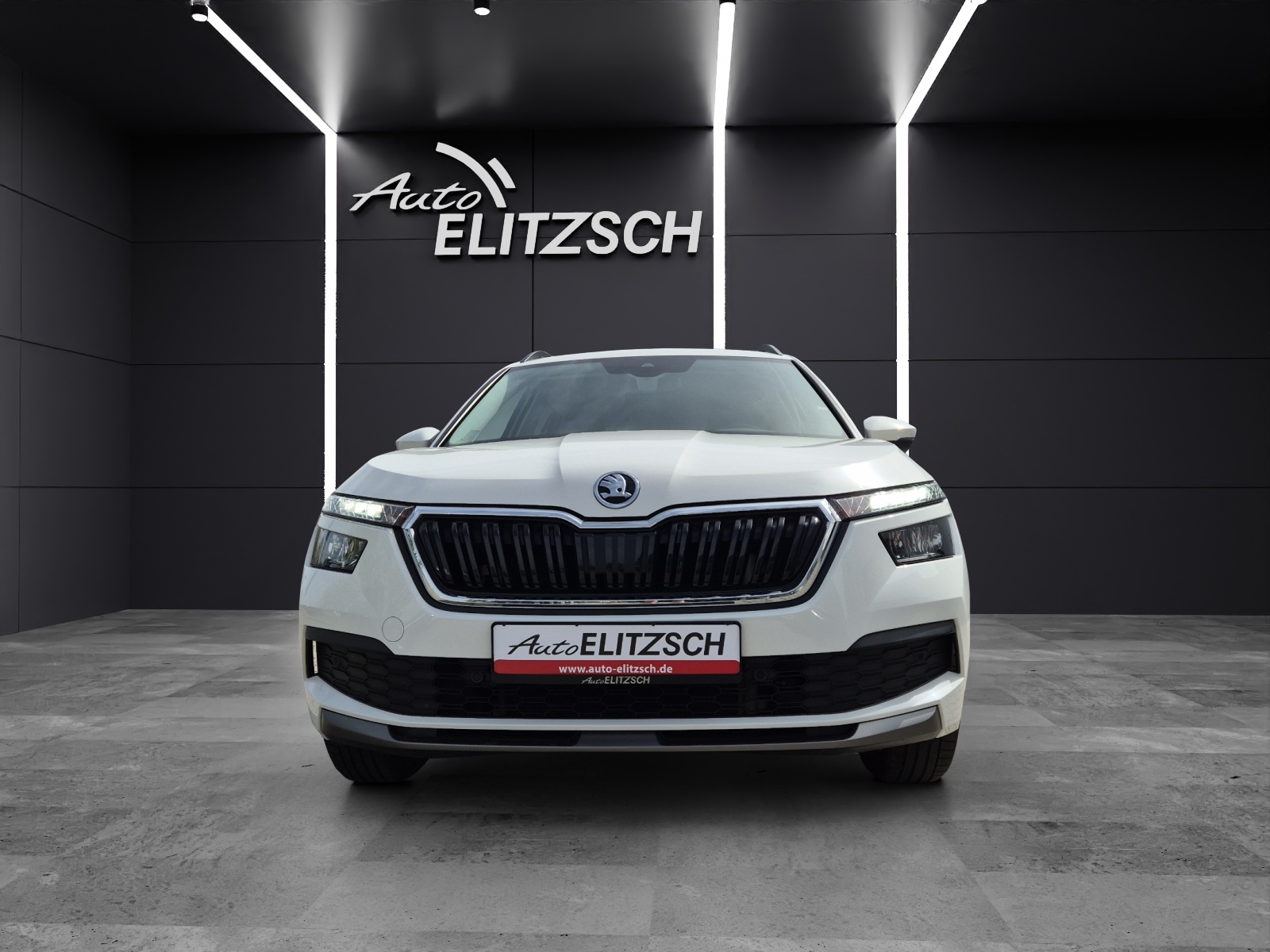 Fahrzeugabbildung SKODA Kamiq TSI Drive LED Navi AID GRA PDC SH LM