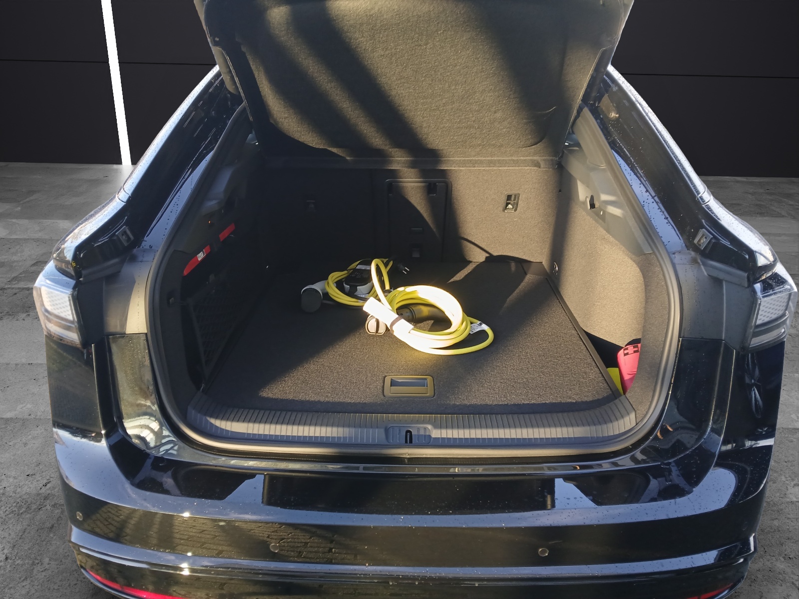 Fahrzeugabbildung Volkswagen ID.7 Pro S 210 kW