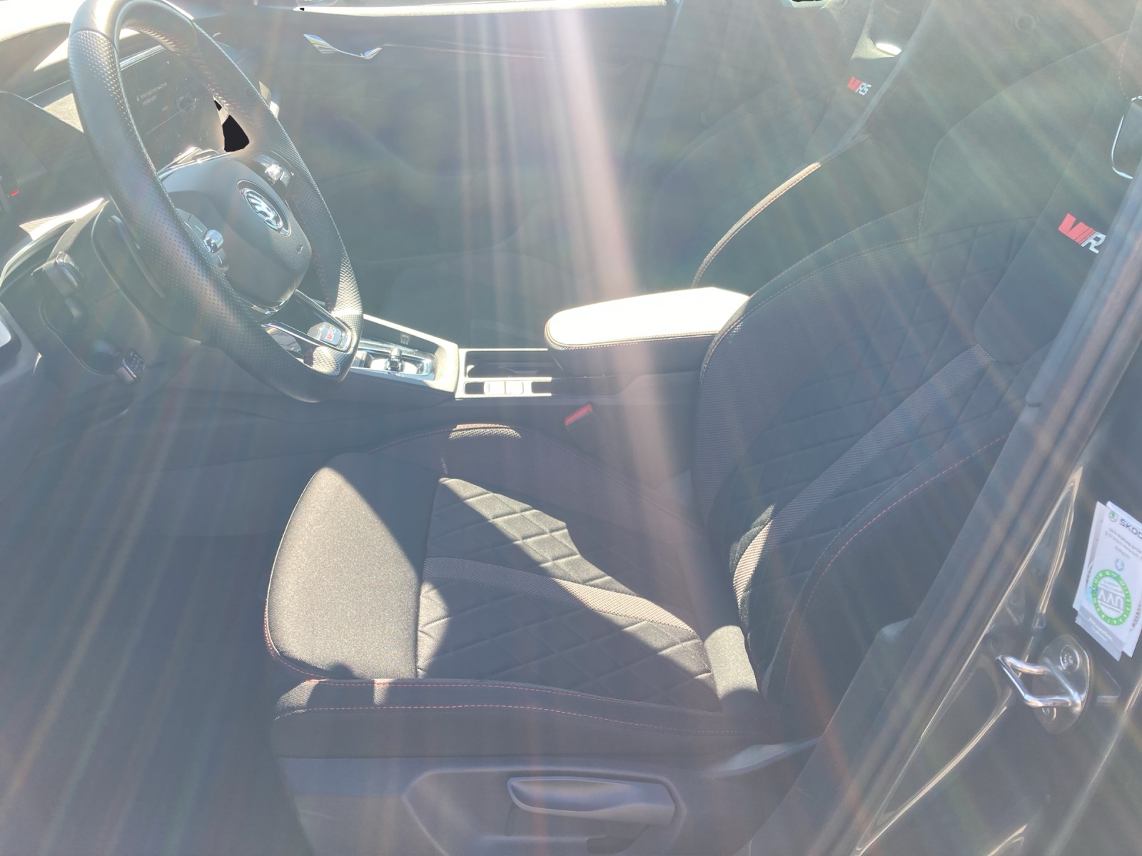 Fahrzeugabbildung SKODA Octavia Combi RS TDI DSG 4x4 Matrix AHK Navi Pano HUD ACC RFK 18