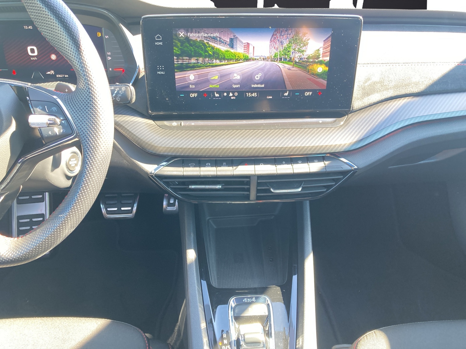 Fahrzeugabbildung SKODA Octavia Combi RS TDI DSG 4x4 Matrix AHK Navi Pano HUD ACC RFK 18