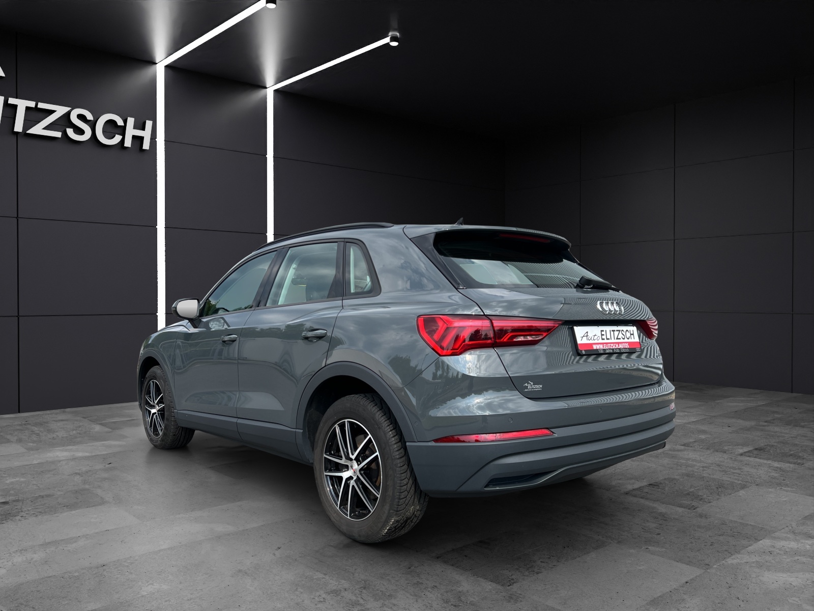 Fahrzeugabbildung Audi Q3 40 TFSI quattro LED AHK Navi AVC SHZ ACC Park-Assist