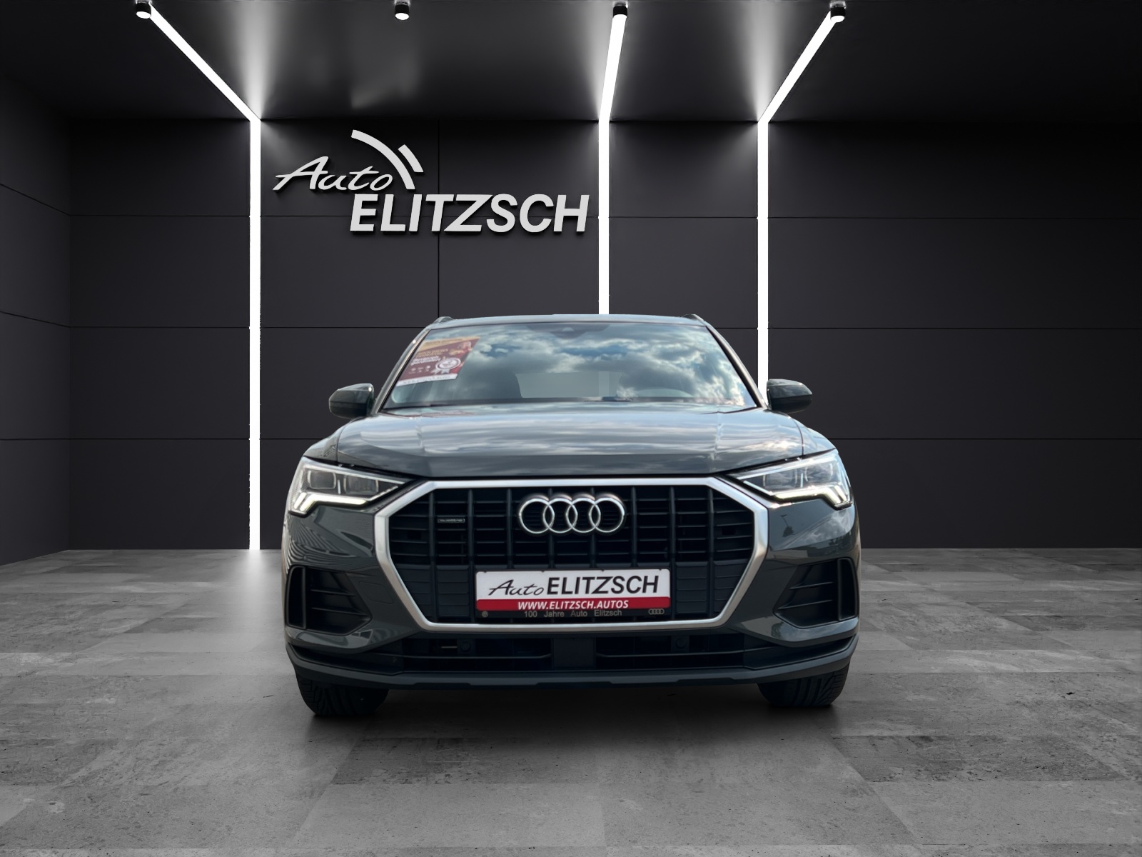 Fahrzeugabbildung Audi Q3 40 TFSI quattro LED AHK Navi AVC SHZ ACC Park-Assist