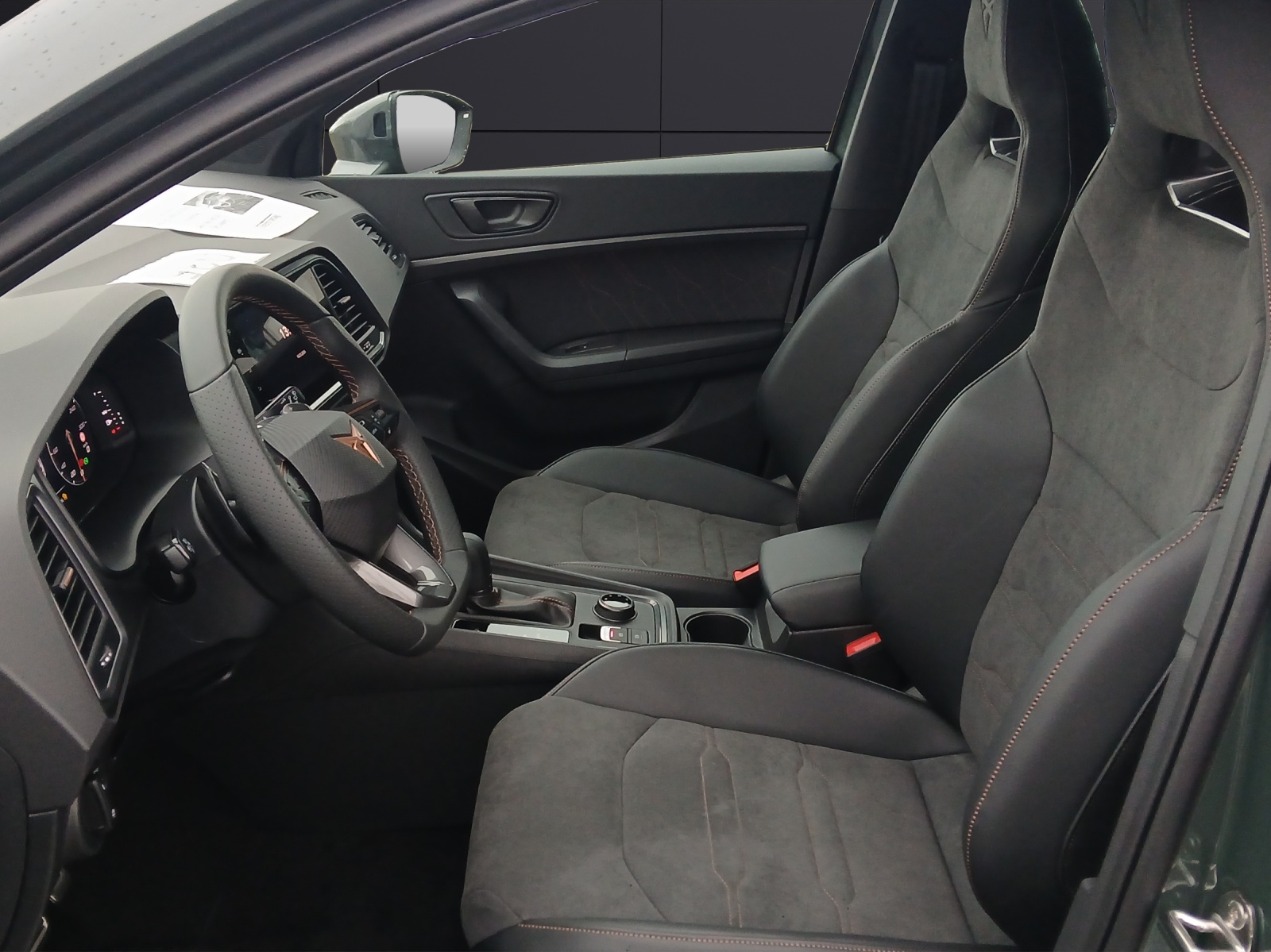 Fahrzeugabbildung CUPRA Ateca VZ 4Drive 2.0 TSI AHK Keyless Kamera