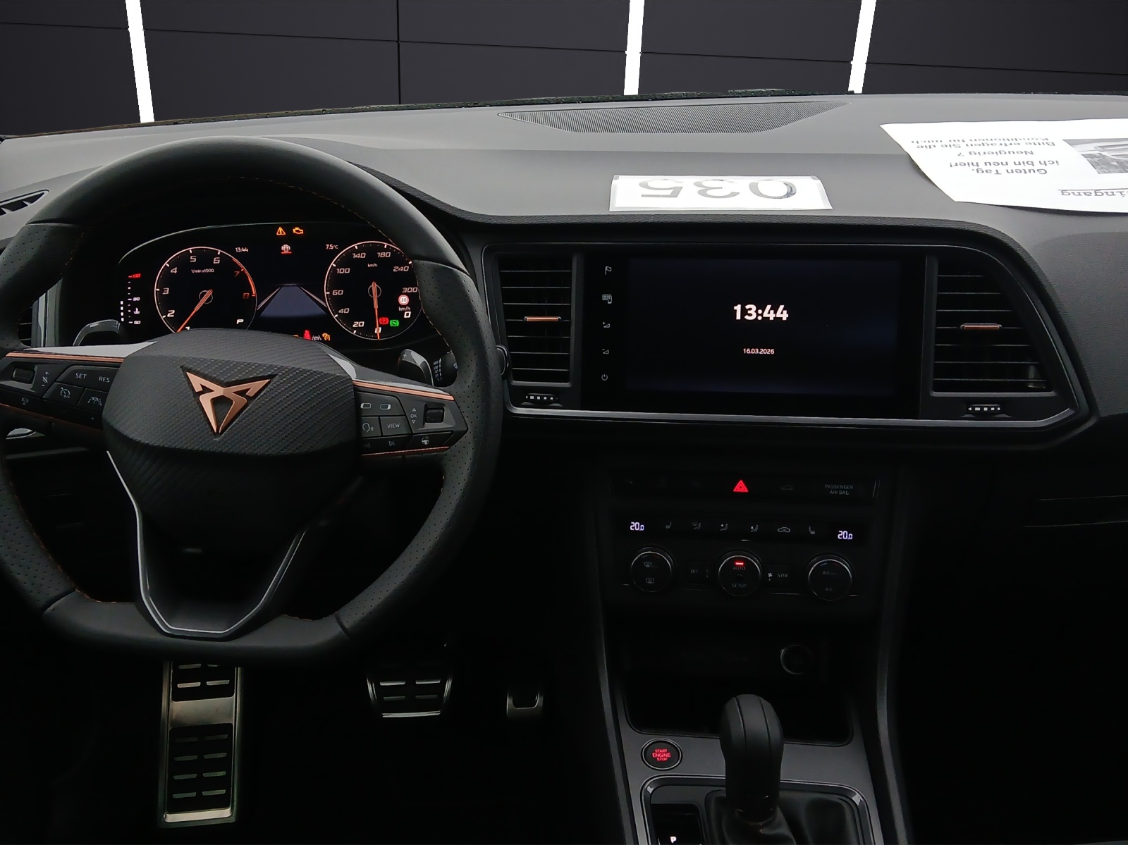 Fahrzeugabbildung CUPRA Ateca VZ 4Drive 2.0 TSI AHK Keyless Kamera