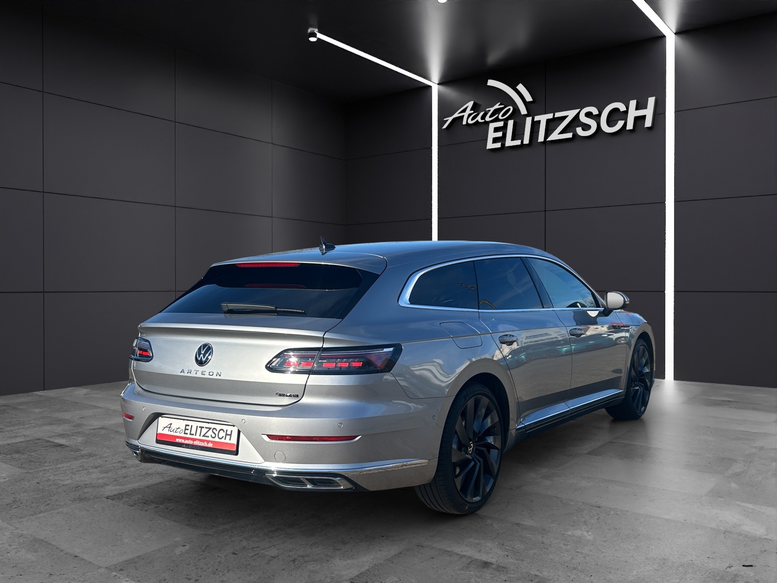 Fahrzeugabbildung Volkswagen Arteon SB R-Line 4M TSI DSG IQ.Light ACC AHK STH SH Pano Massage RearView AppConnect Ambiente Navi