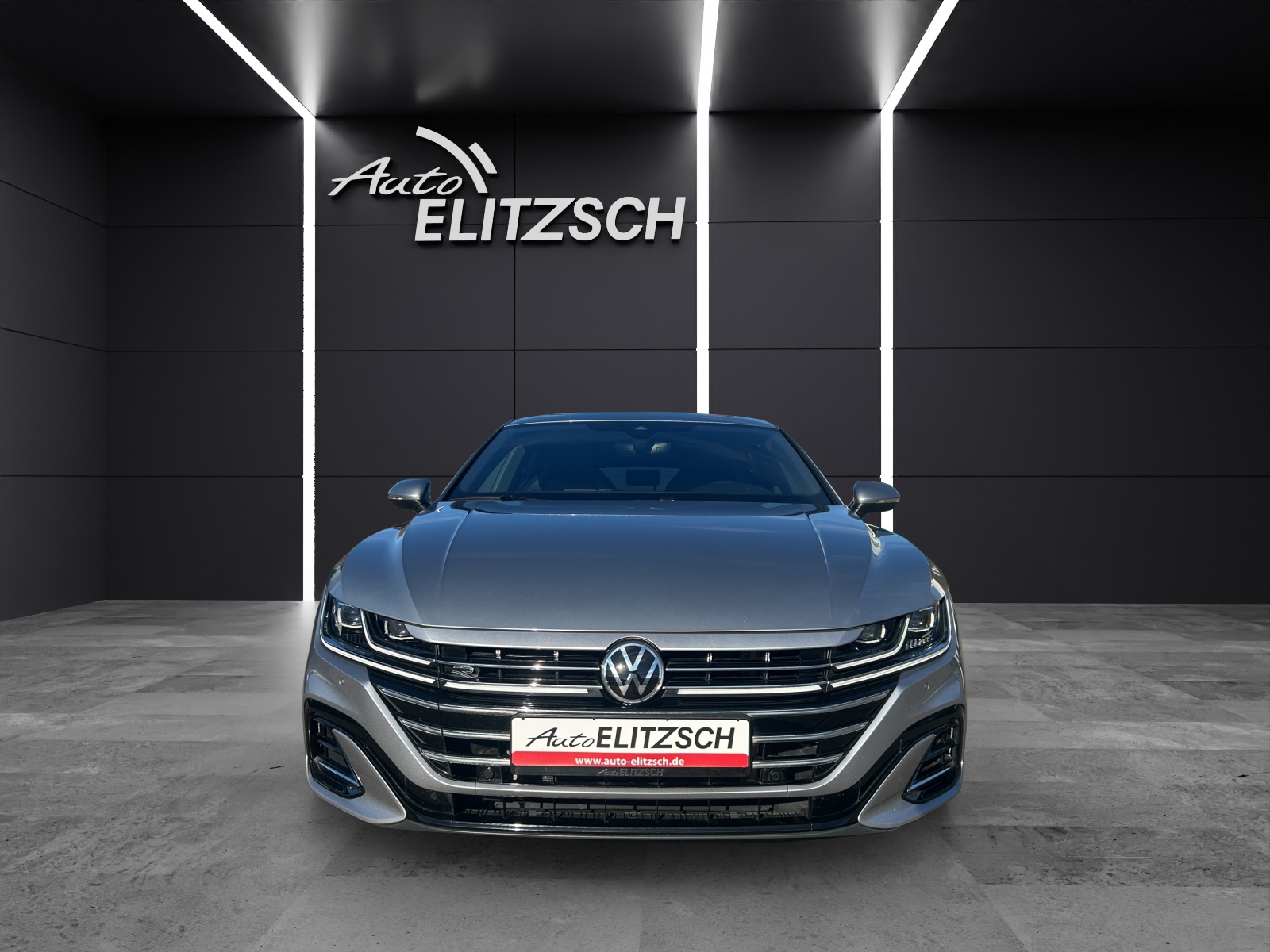 Fahrzeugabbildung Volkswagen Arteon SB R-Line 4M TSI DSG IQ.Light ACC AHK STH SH Pano Massage RearView AppConnect Ambiente Navi