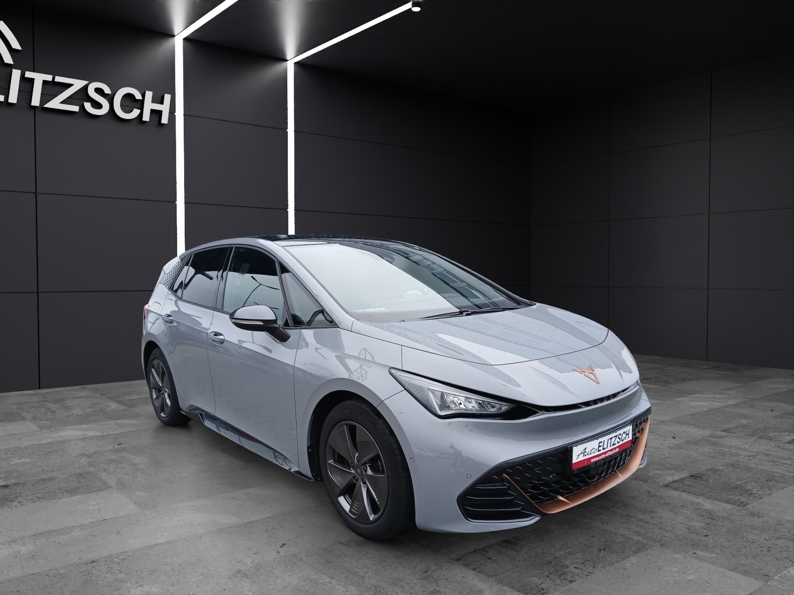 Fahrzeugabbildung CUPRA Born LED Navi Pano ACC RFK 18