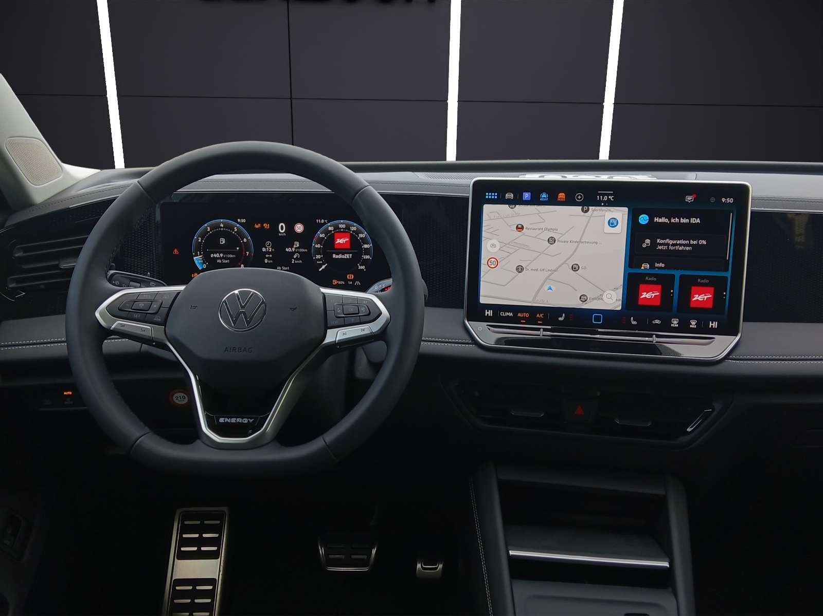 Fahrzeugabbildung Volkswagen Tiguan Life eTSI AHZV IQ-LED KESSY AreaView