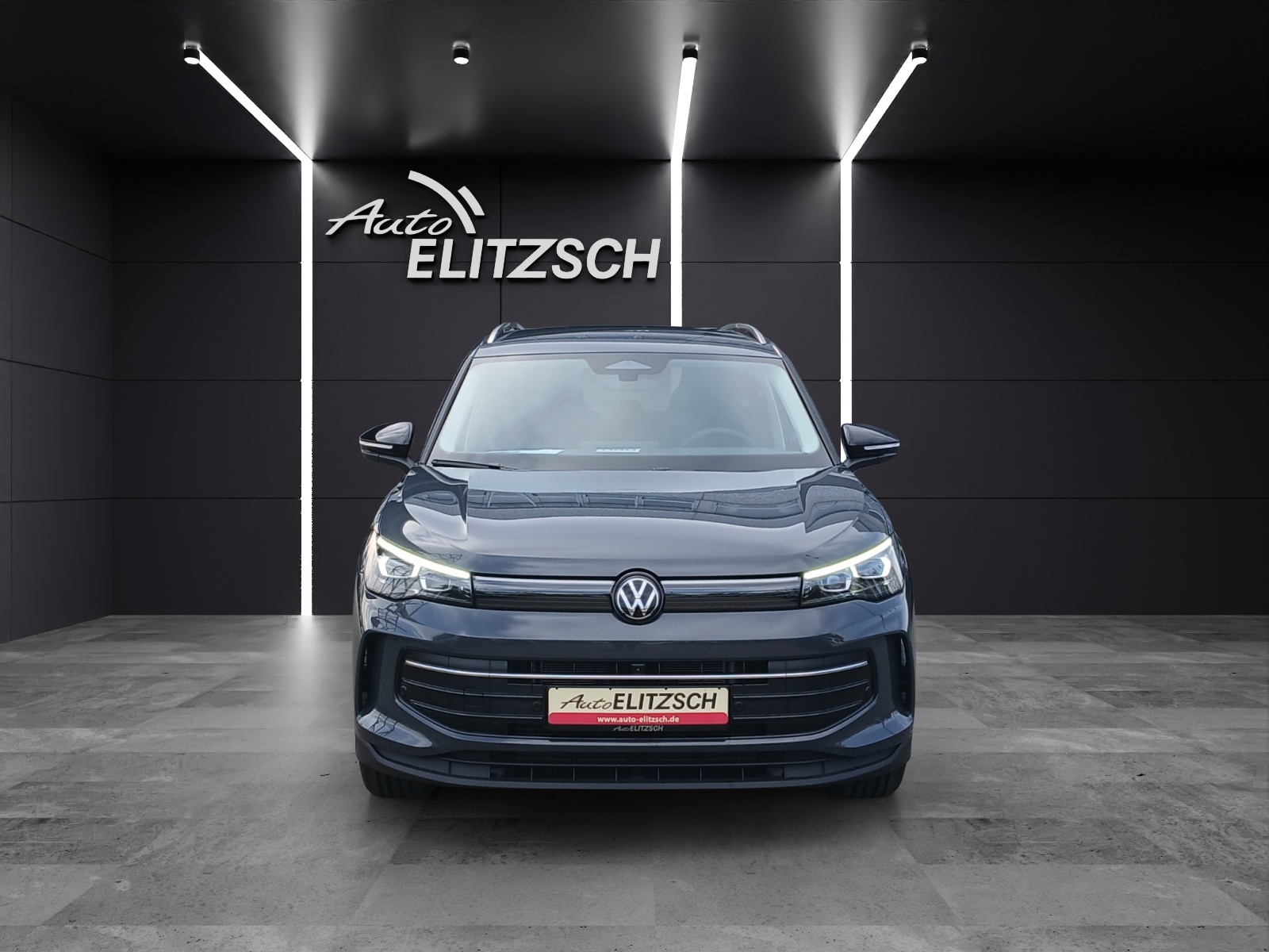 Fahrzeugabbildung Volkswagen Tiguan Life eTSI AHZV IQ-LED KESSY AreaView