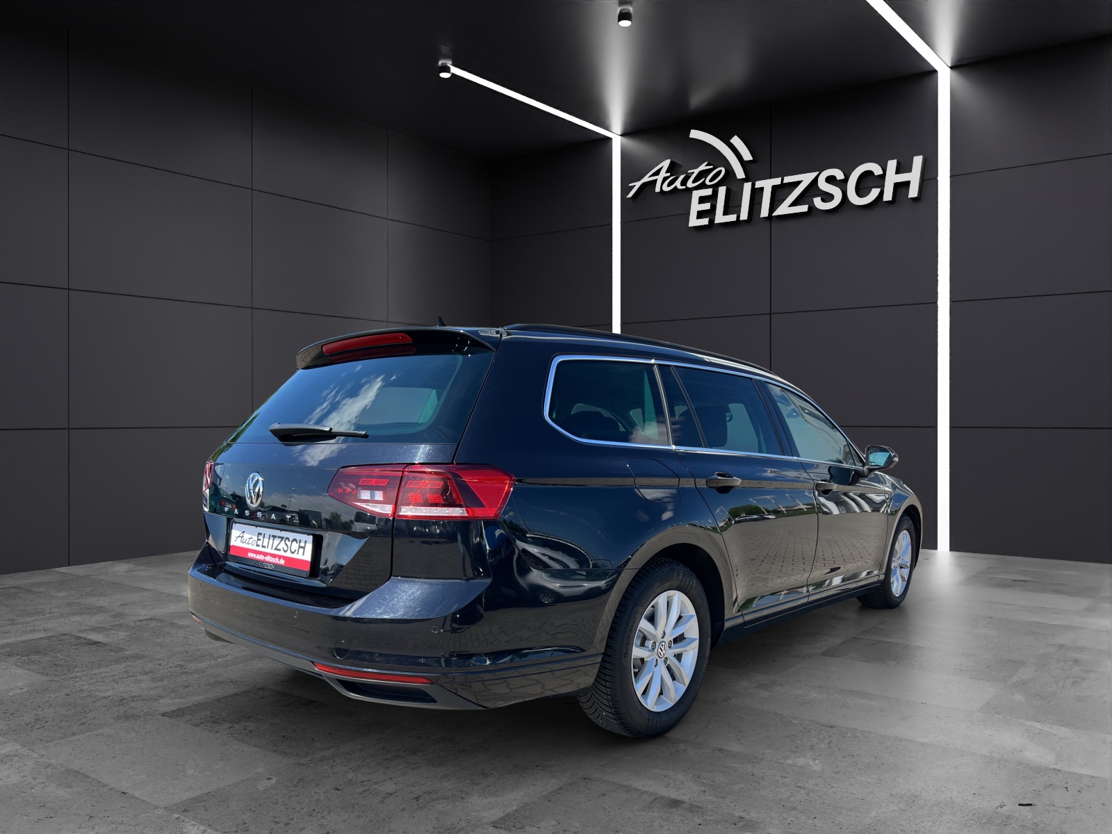 Fahrzeugabbildung Volkswagen Passat Variant Business TSI DSG LED ACC AHK PDC WeConnect Navi Klima