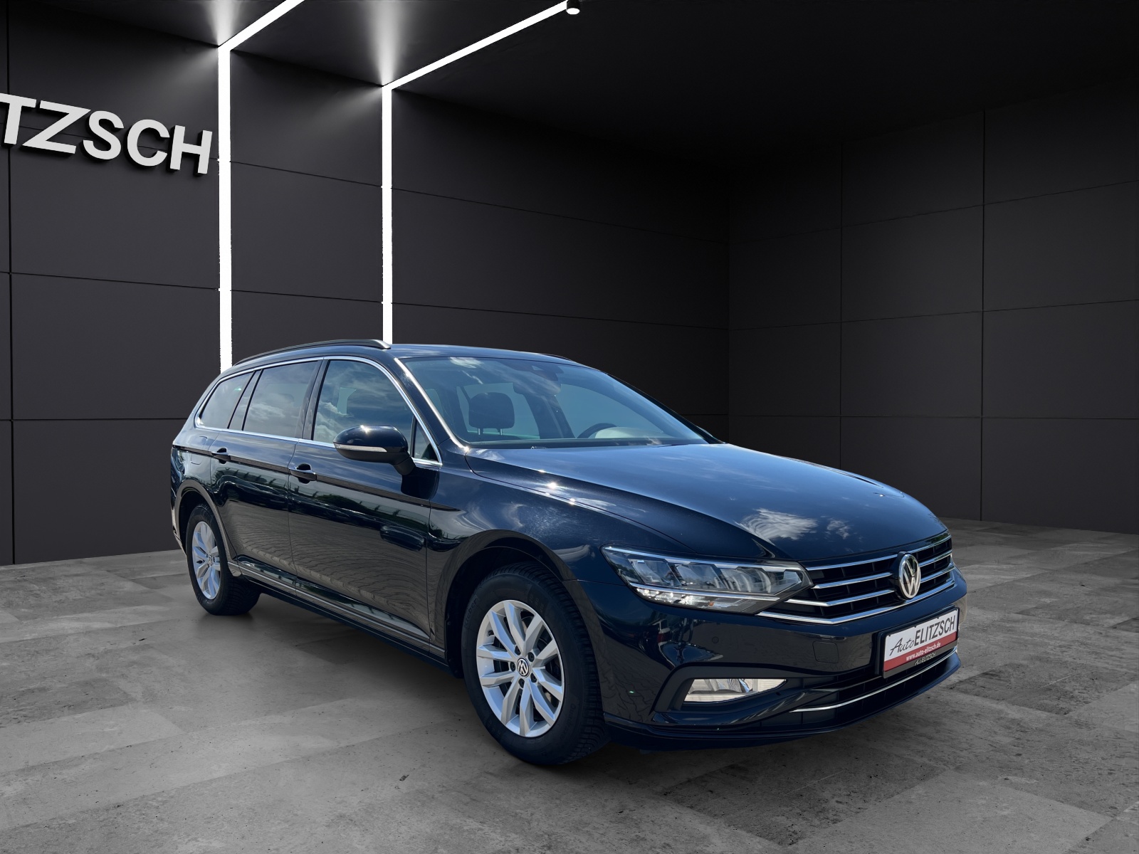 Fahrzeugabbildung Volkswagen Passat Variant Business TSI DSG LED ACC AHK PDC WeConnect Navi Klima