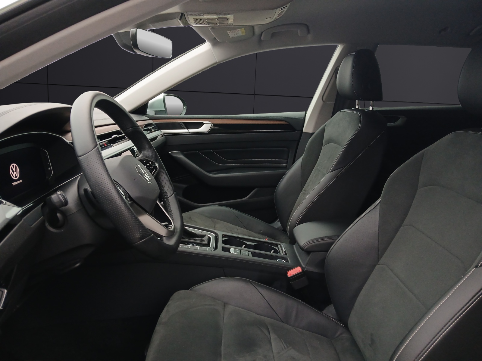Fahrzeugabbildung Volkswagen Arteon SB TDI Elegance DSG LED AHK Navi AID ACC RFK SH