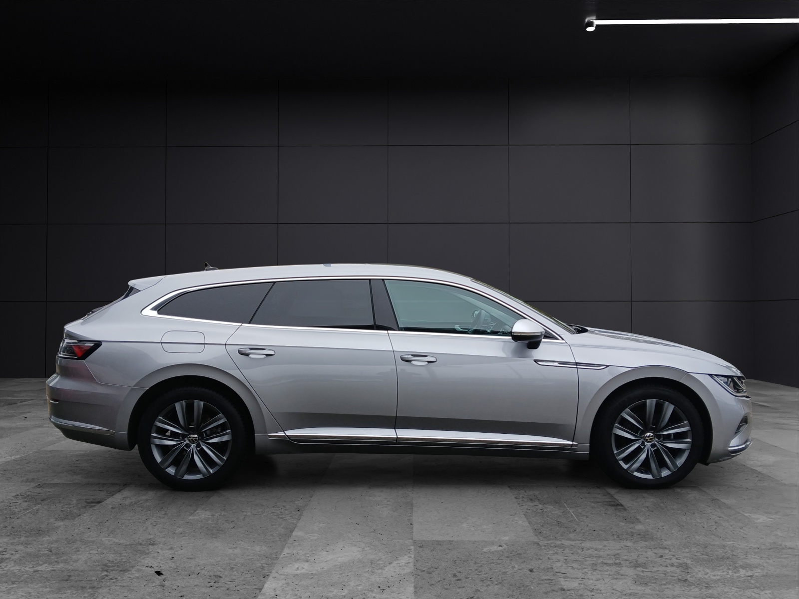 Fahrzeugabbildung Volkswagen Arteon SB TDI Elegance DSG LED AHK Navi AID ACC RFK SH