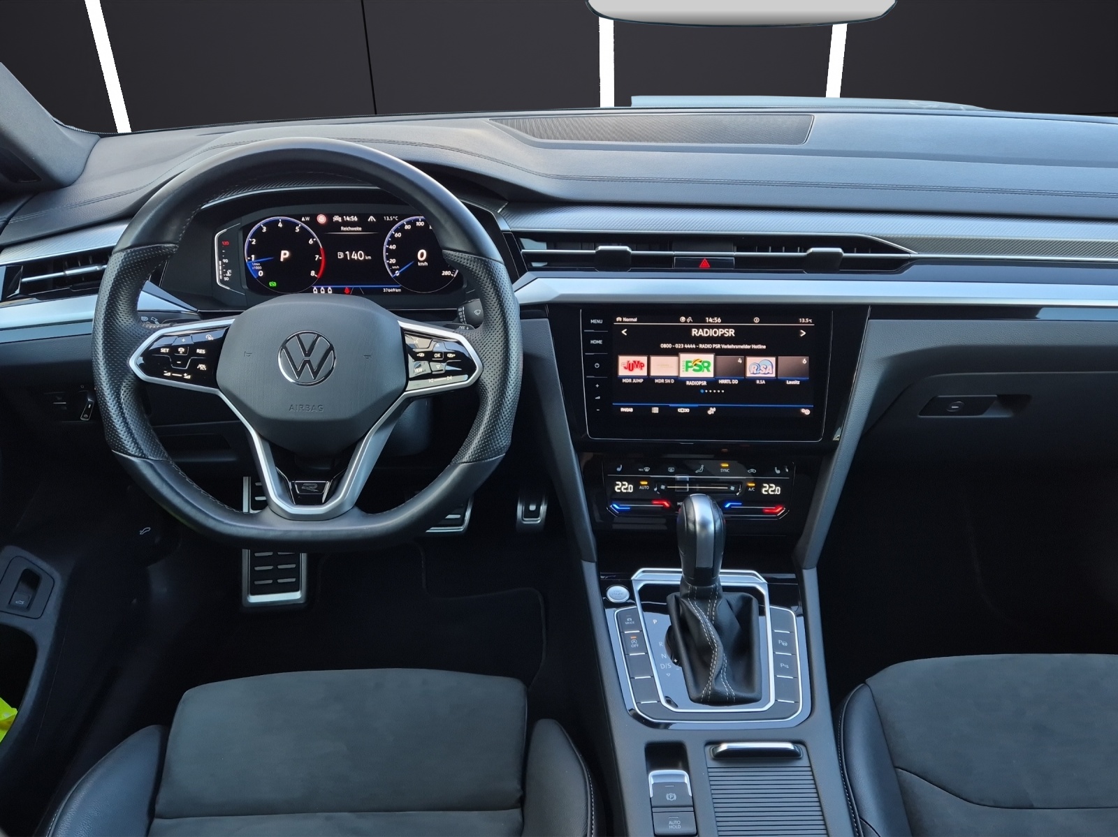 Fahrzeugabbildung Volkswagen Arteon SB TSI R-Line DSG Matrix AHK Navi AID ACC RFK 19