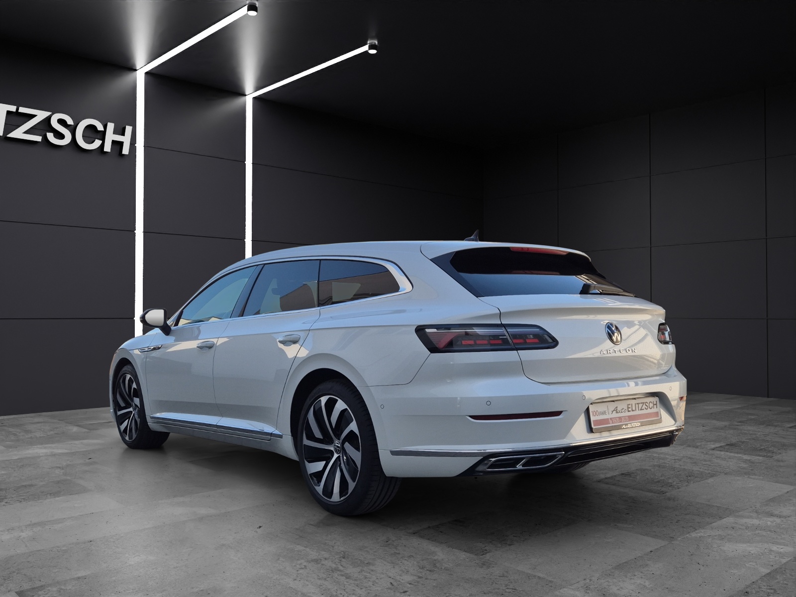 Fahrzeugabbildung Volkswagen Arteon SB TSI R-Line DSG Matrix AHK Navi AID ACC RFK 19