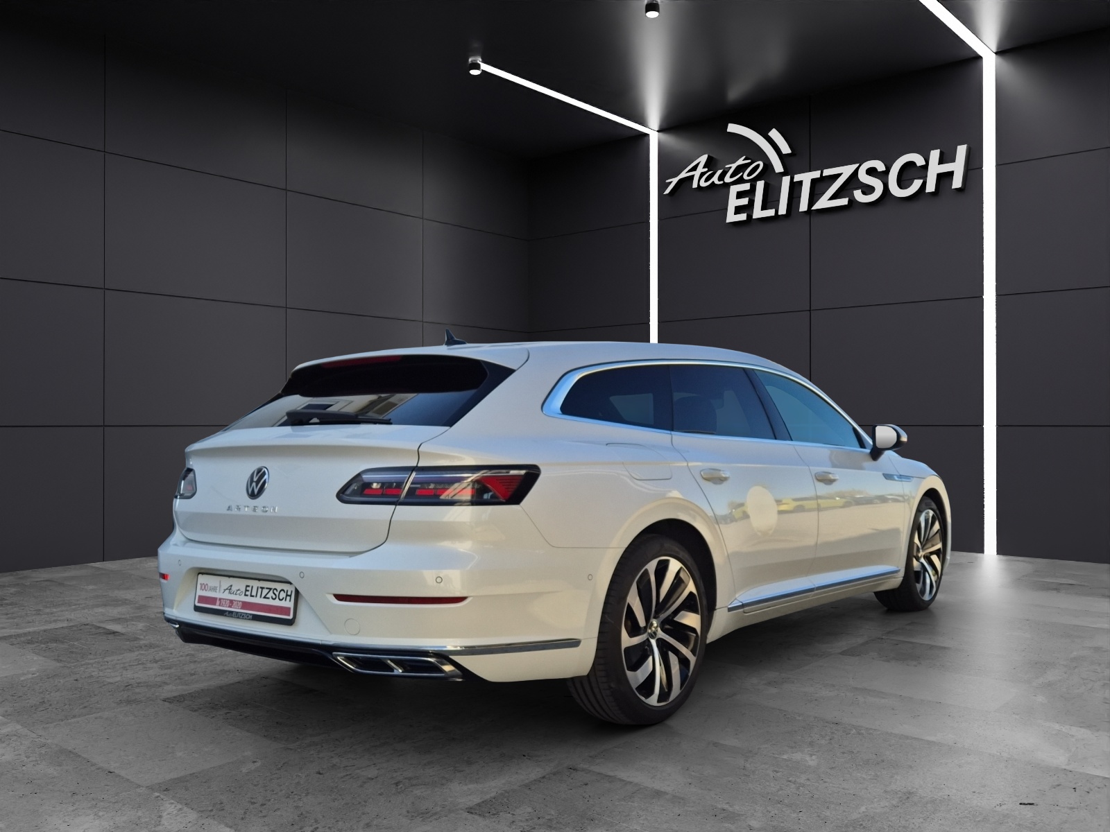 Fahrzeugabbildung Volkswagen Arteon SB TSI R-Line DSG Matrix AHK Navi AID ACC RFK 19