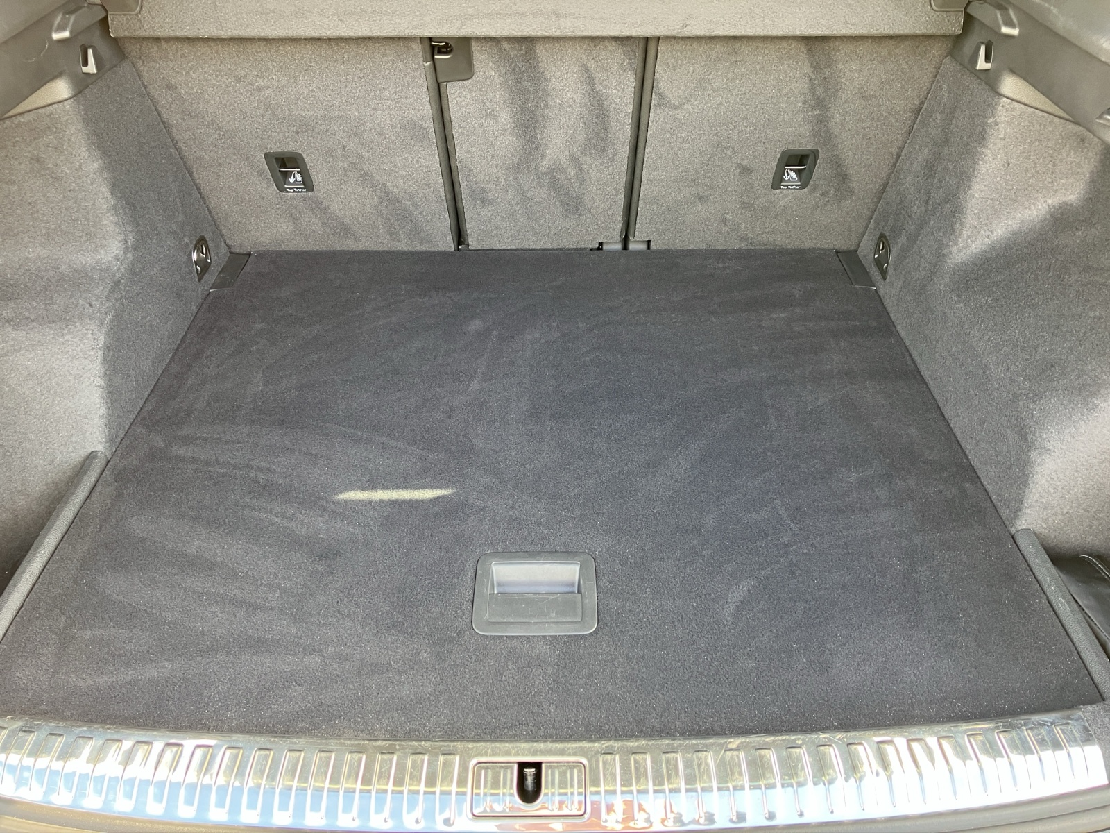 Fahrzeugabbildung Audi Q3 35 TFSI S tronic LED Navi plus AHZV