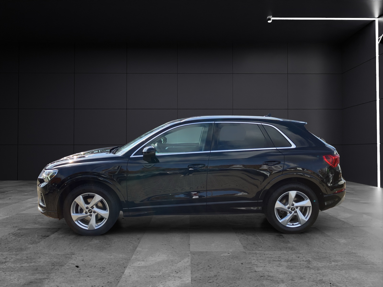 Fahrzeugabbildung Audi Q3 35 TFSI S tronic LED Navi plus AHZV