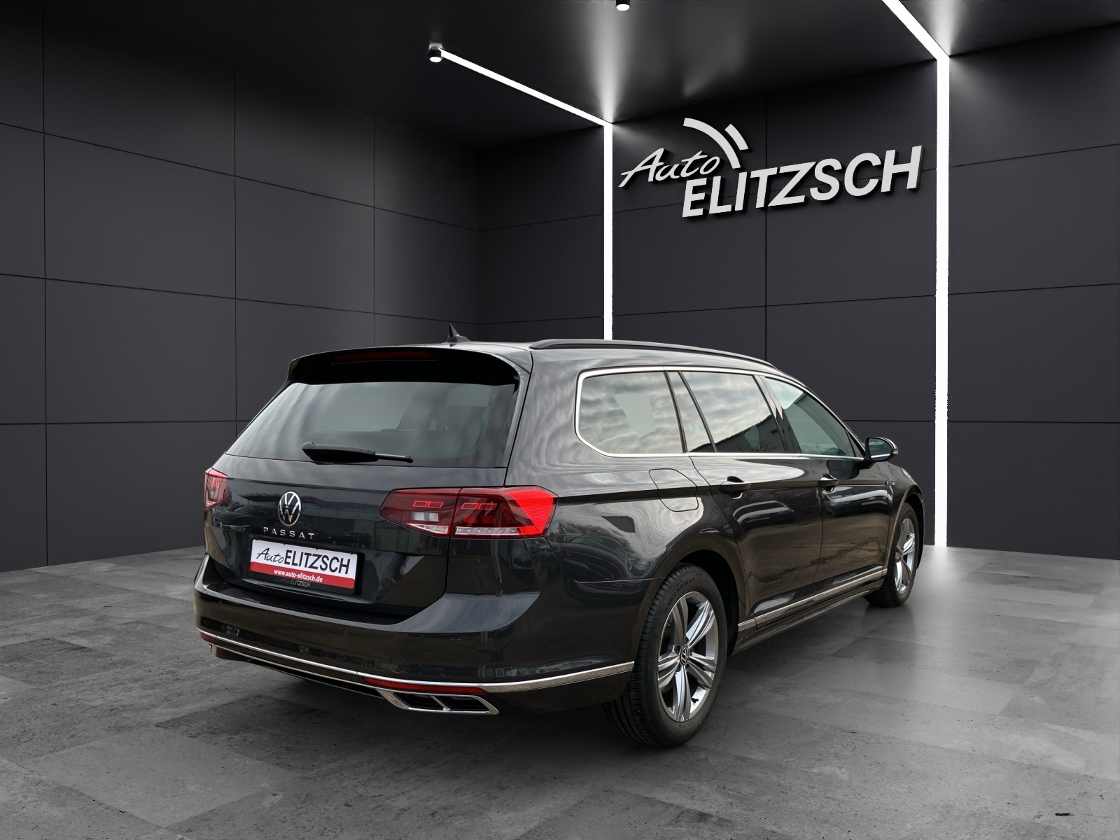 Fahrzeugabbildung Volkswagen Passat Variant TSI R-Line LED ACC AHK HuD Massage Business