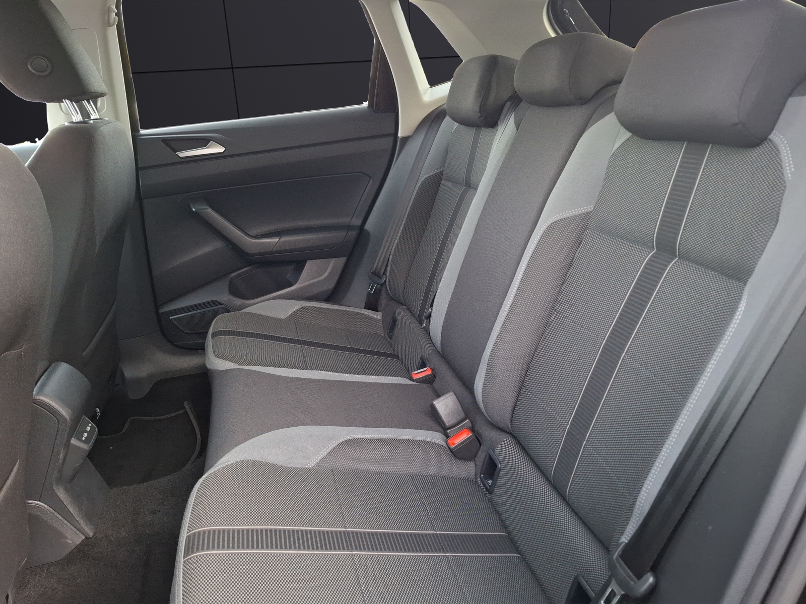 Fahrzeugabbildung Volkswagen Polo TSI Style Matrix Climatronic ACC PDC SH LM