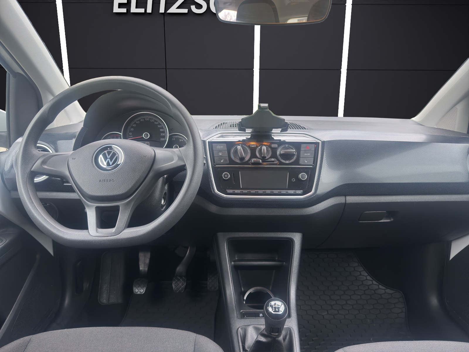 Fahrzeugabbildung Volkswagen up! 1.0 Klima DAB SHZ