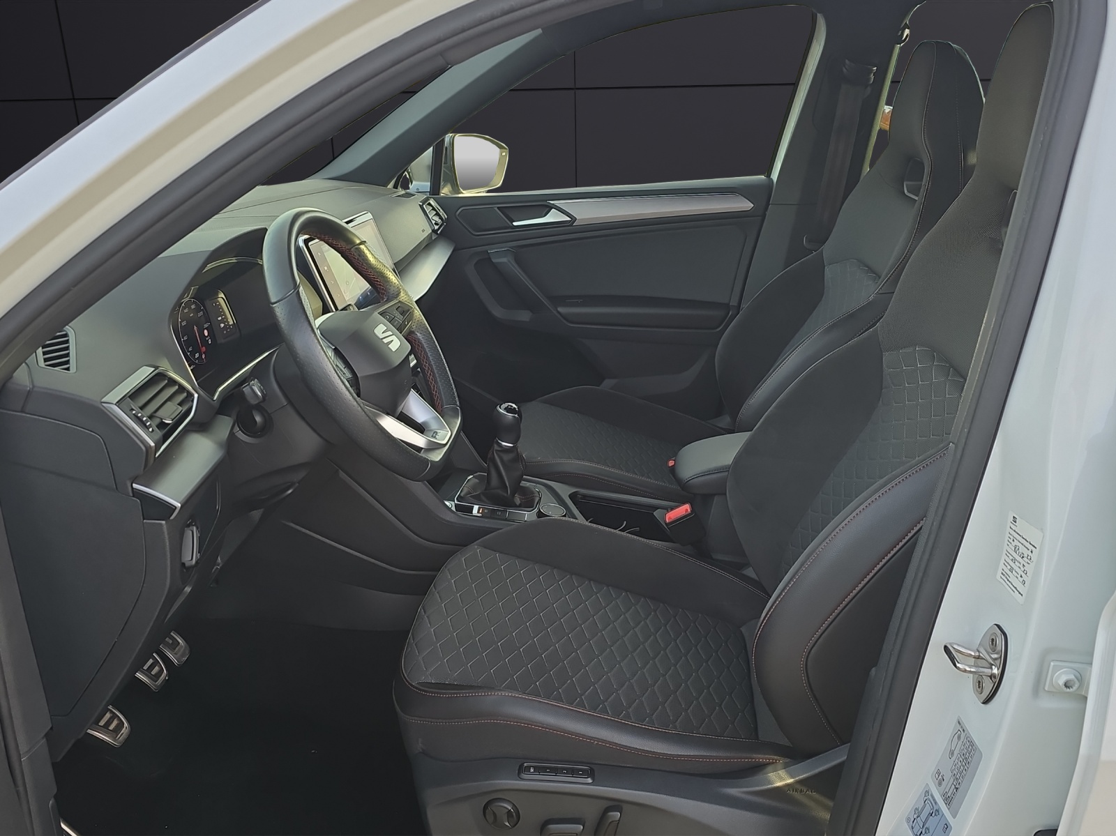 Fahrzeugabbildung SEAT Tarraco FR 1.5 TSI ACT ACC LED NAVI AHZ