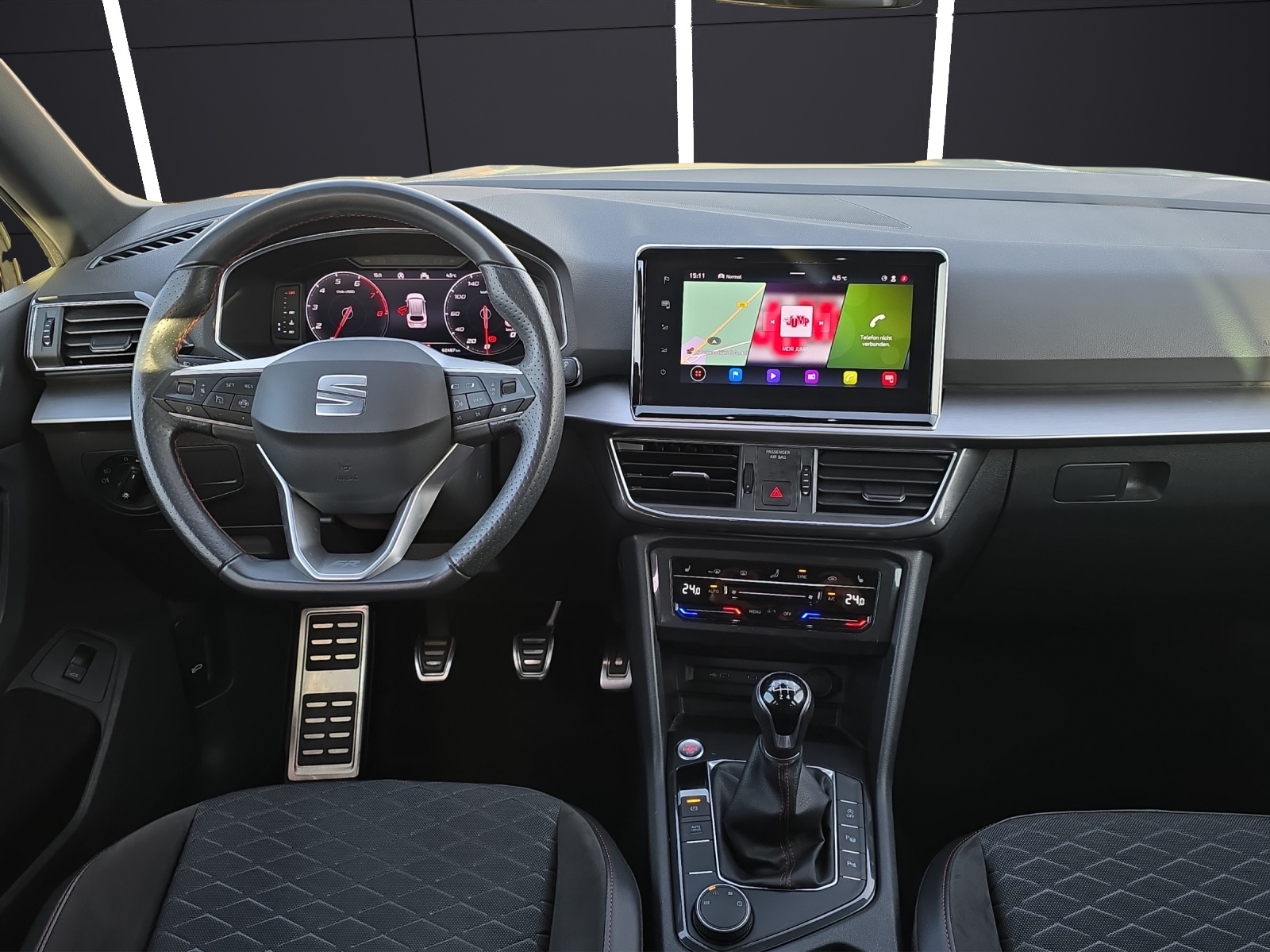 Fahrzeugabbildung SEAT Tarraco FR 1.5 TSI ACT ACC LED NAVI AHZ